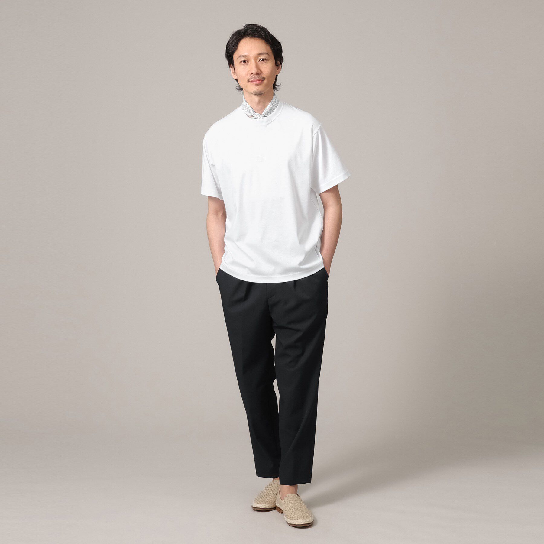 TAKEO KIKUCHI「【刺繍ロゴT】スムース ワンポイント Tシャツ」|Tシャツ・カットソー|