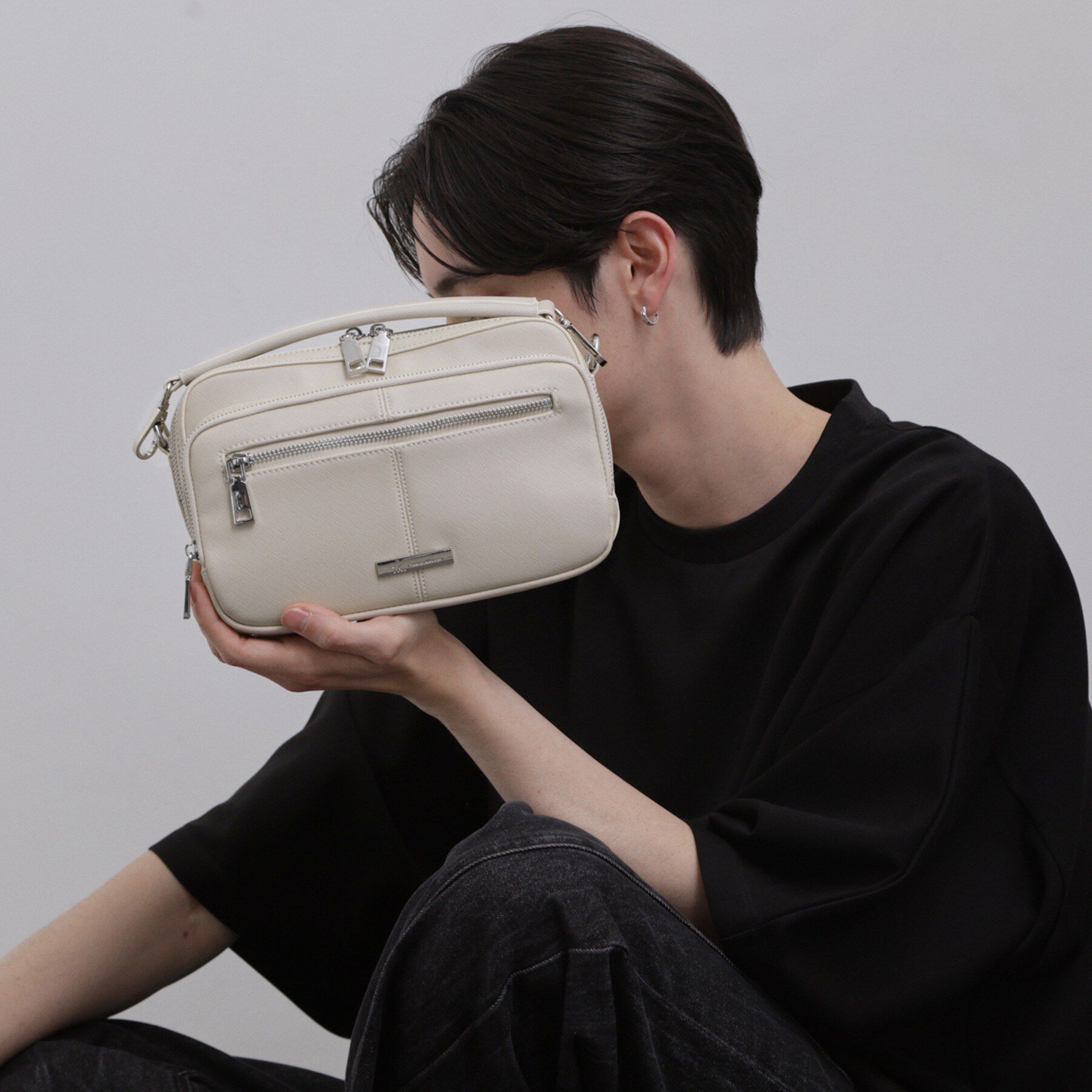 tk.TAKEO KIKUCHI「ポケットショルダーバッグ」|ショルダー・メッセンジャー|アイボリー(104)