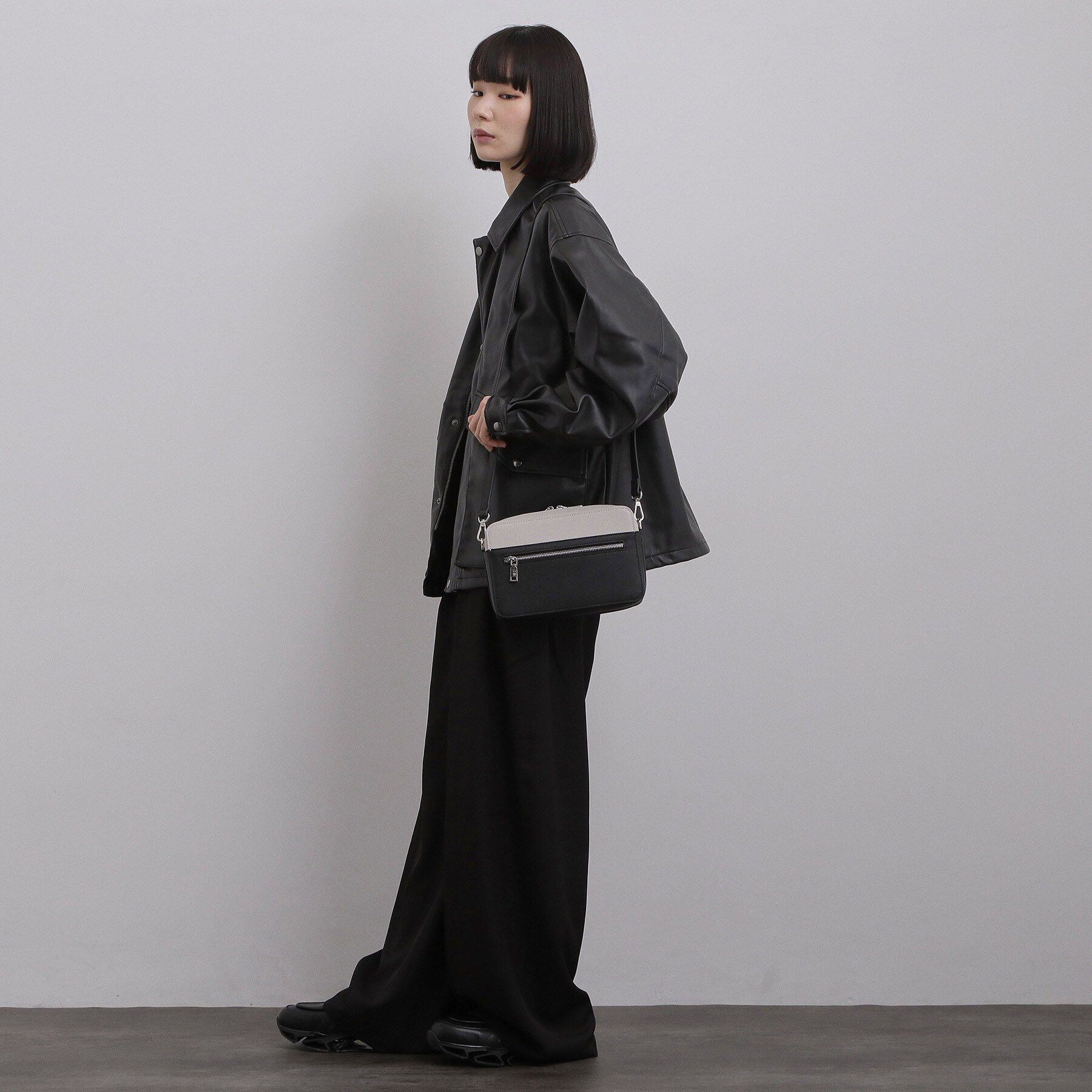 tk.TAKEO KIKUCHI「バイカラーワイドショルダーバッグ」|ショルダー・メッセンジャー|