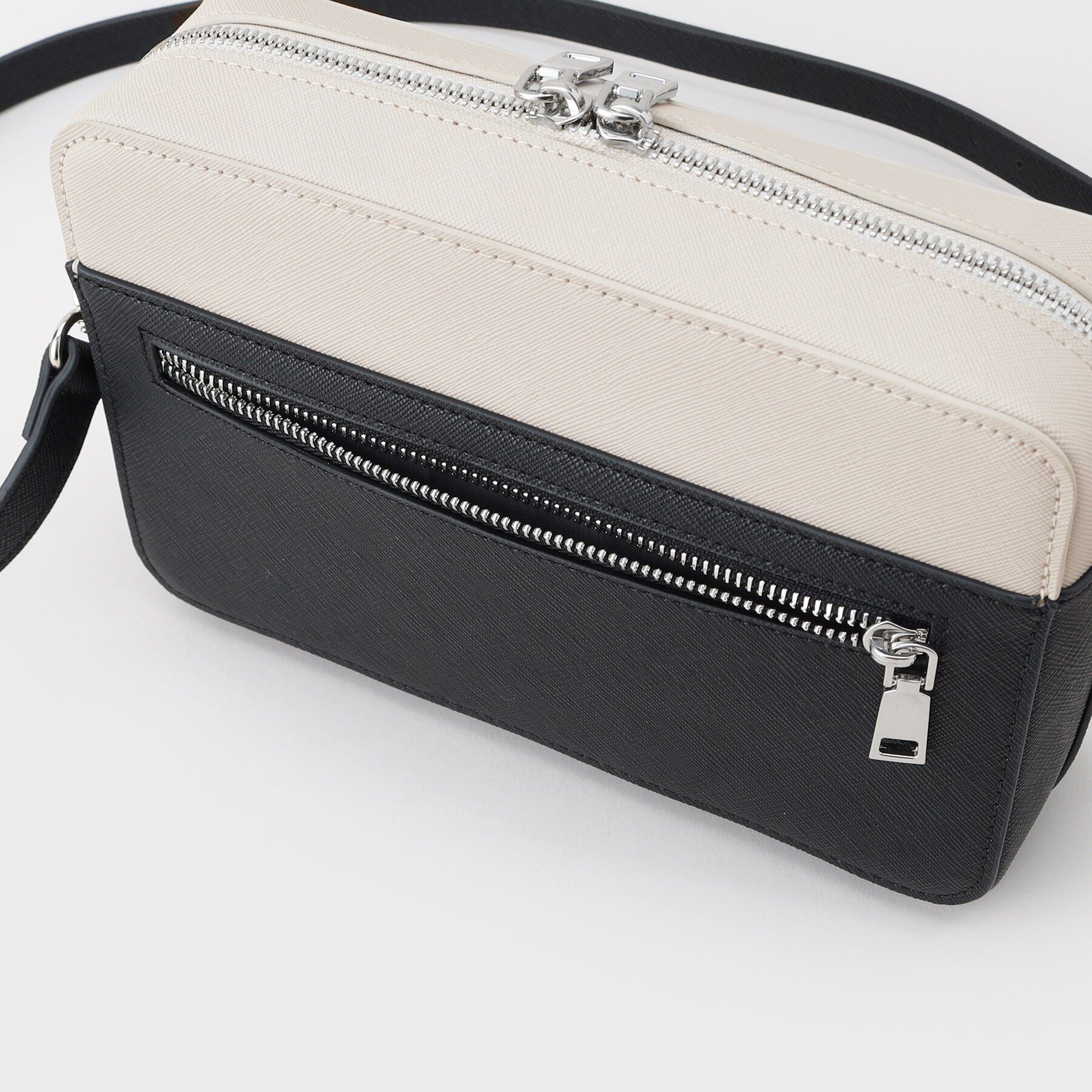 tk.TAKEO KIKUCHI「バイカラーワイドショルダーバッグ」|ショルダー・メッセンジャー|