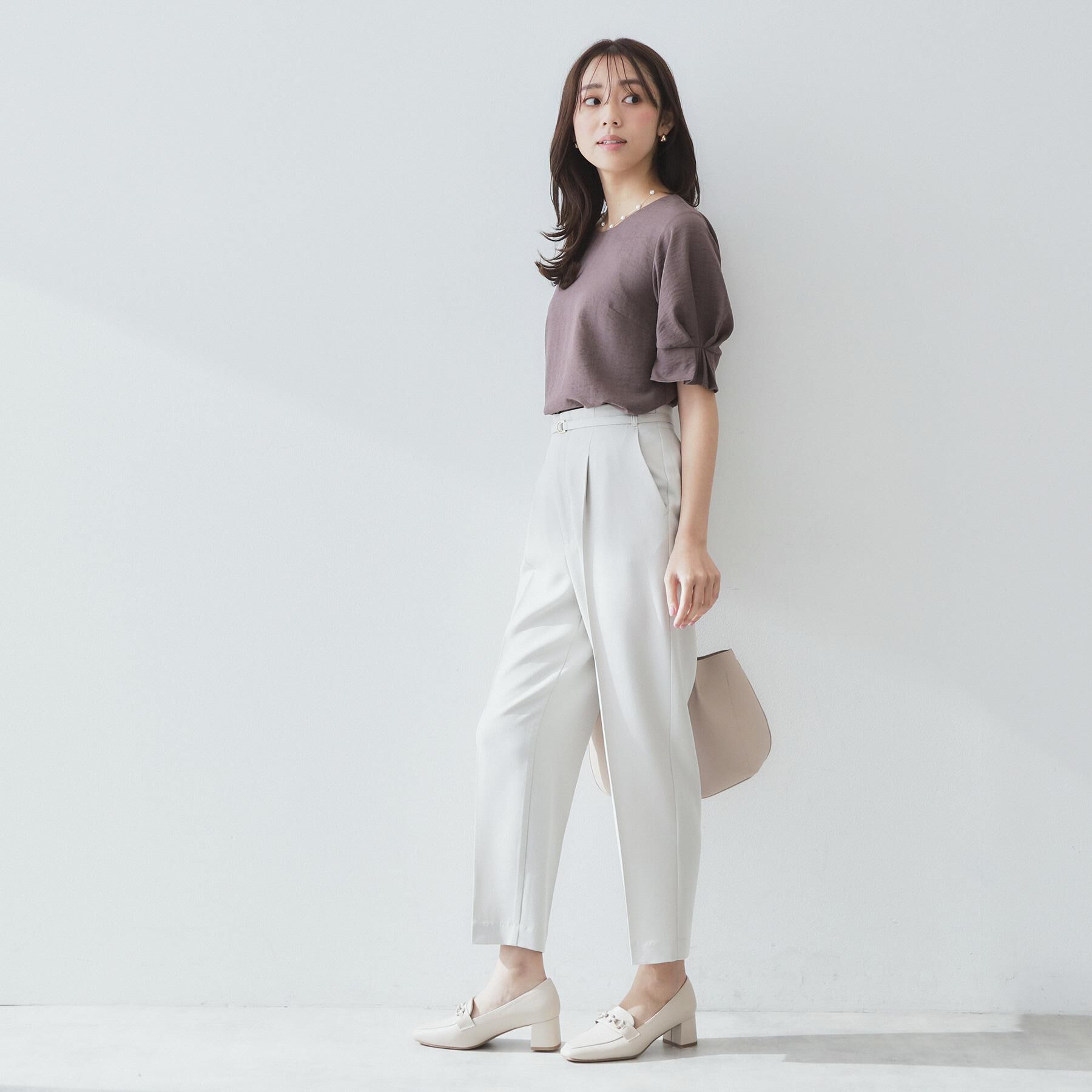 index「《8色展開/XS-LLサイズ》タックパフスリーブブラウス【洗濯機洗い可/吸水速乾/防シワ/抗ピル】」|シャツ・ブラウス|