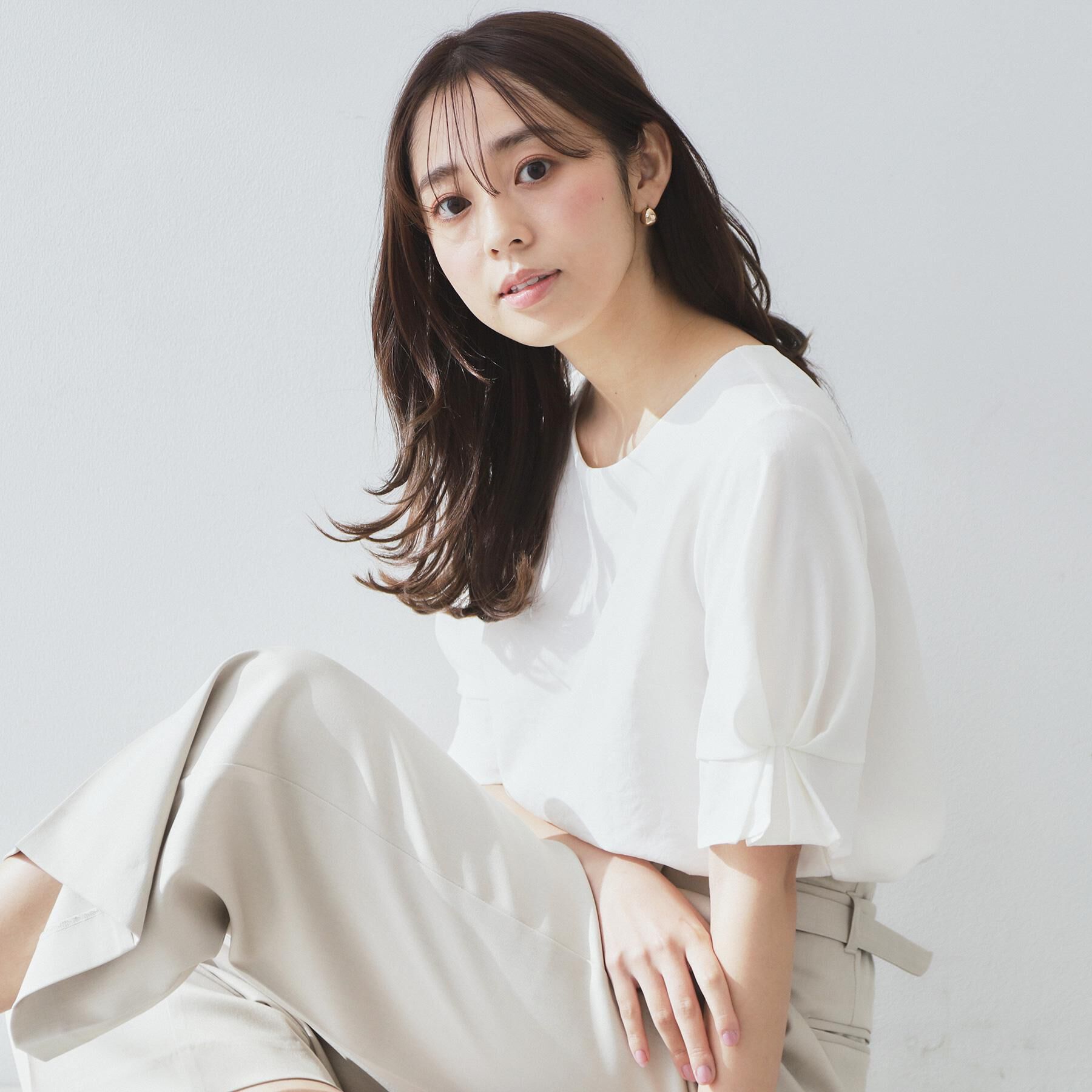 index「《8色展開/XS-LLサイズ》タックパフスリーブブラウス【洗濯機洗い可/吸水速乾/防シワ/抗ピル】」|シャツ・ブラウス|