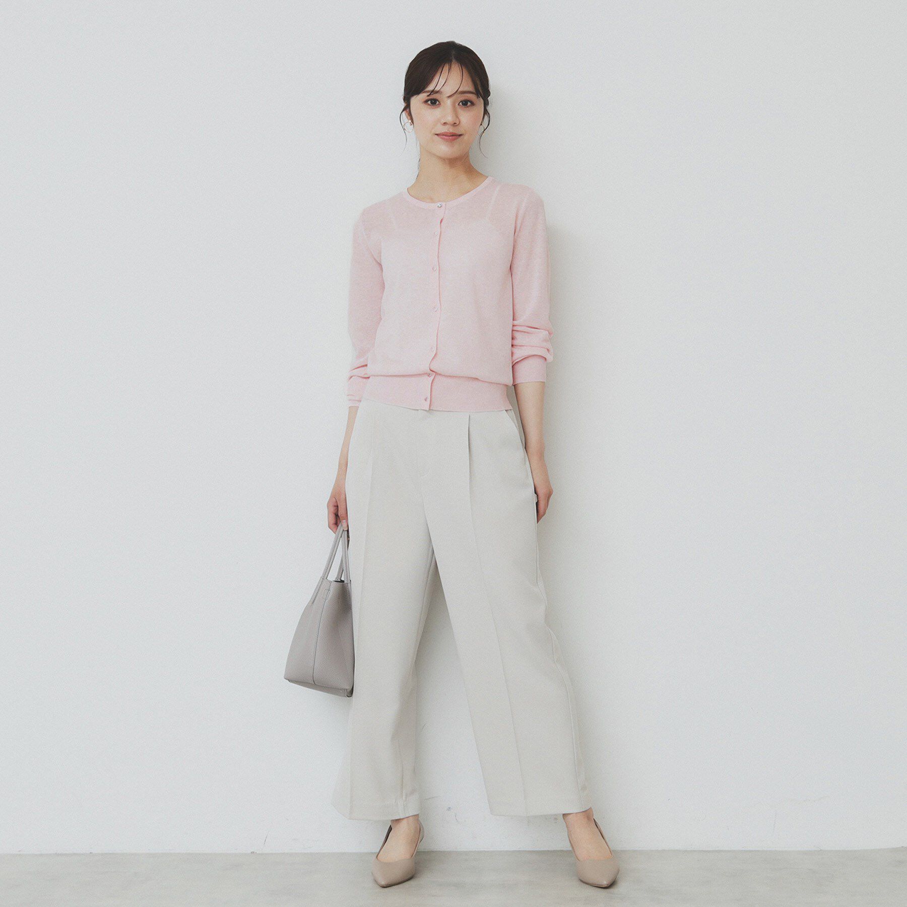 index「《7色展開/XS-LLサイズ》ビジューボタンクルーネックカーディガン【洗濯機洗い可】」|カーディガン|