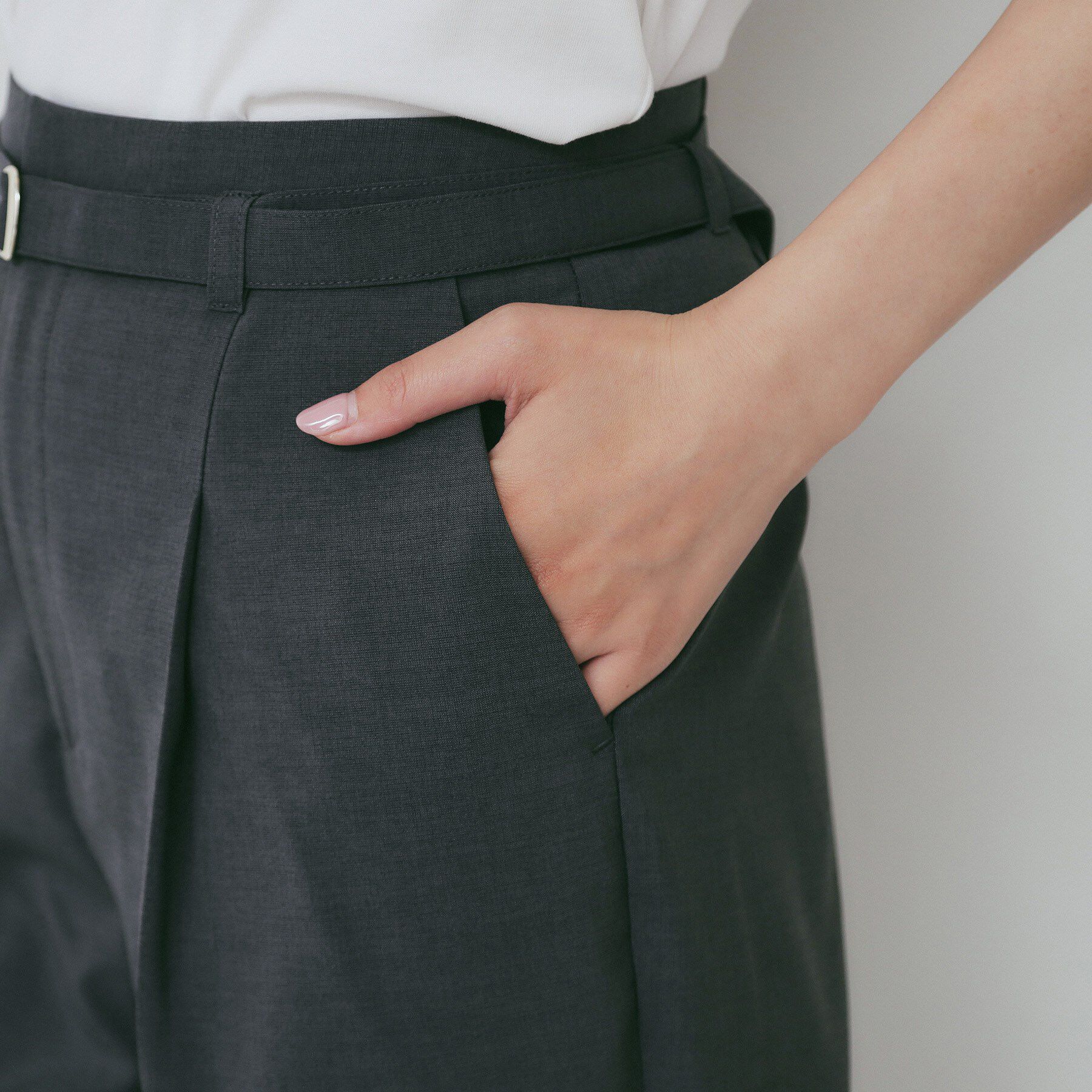 index「ベルト付きストレッチテーパードパンツ/セットアップ可【洗濯機洗い可/吸水速乾/接触冷感】」|その他|