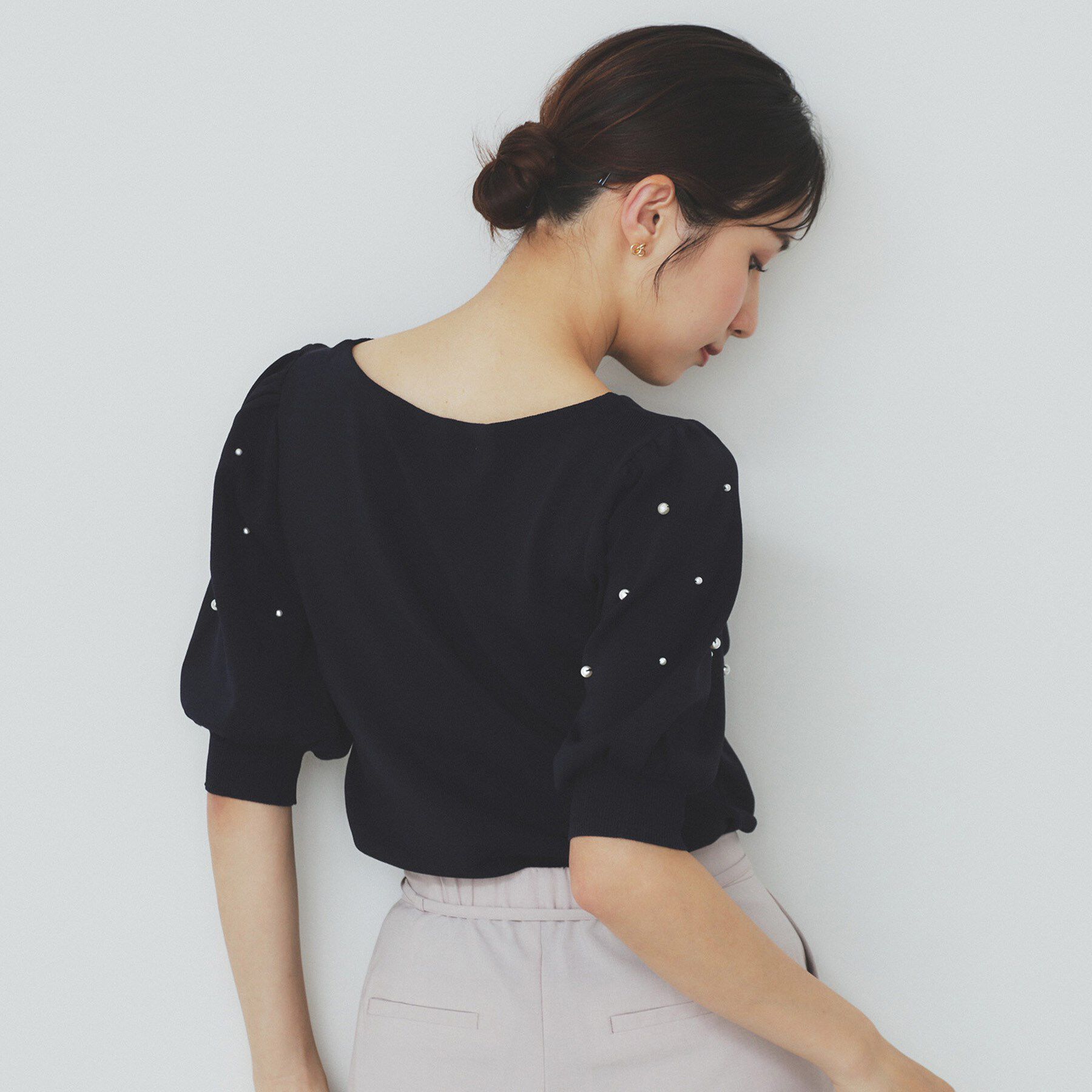 index「ドライタッチ パール調パフスリーブニット【洗濯機洗い可/UVケア/抗ピル/接触冷感】」|ニット・セーター|