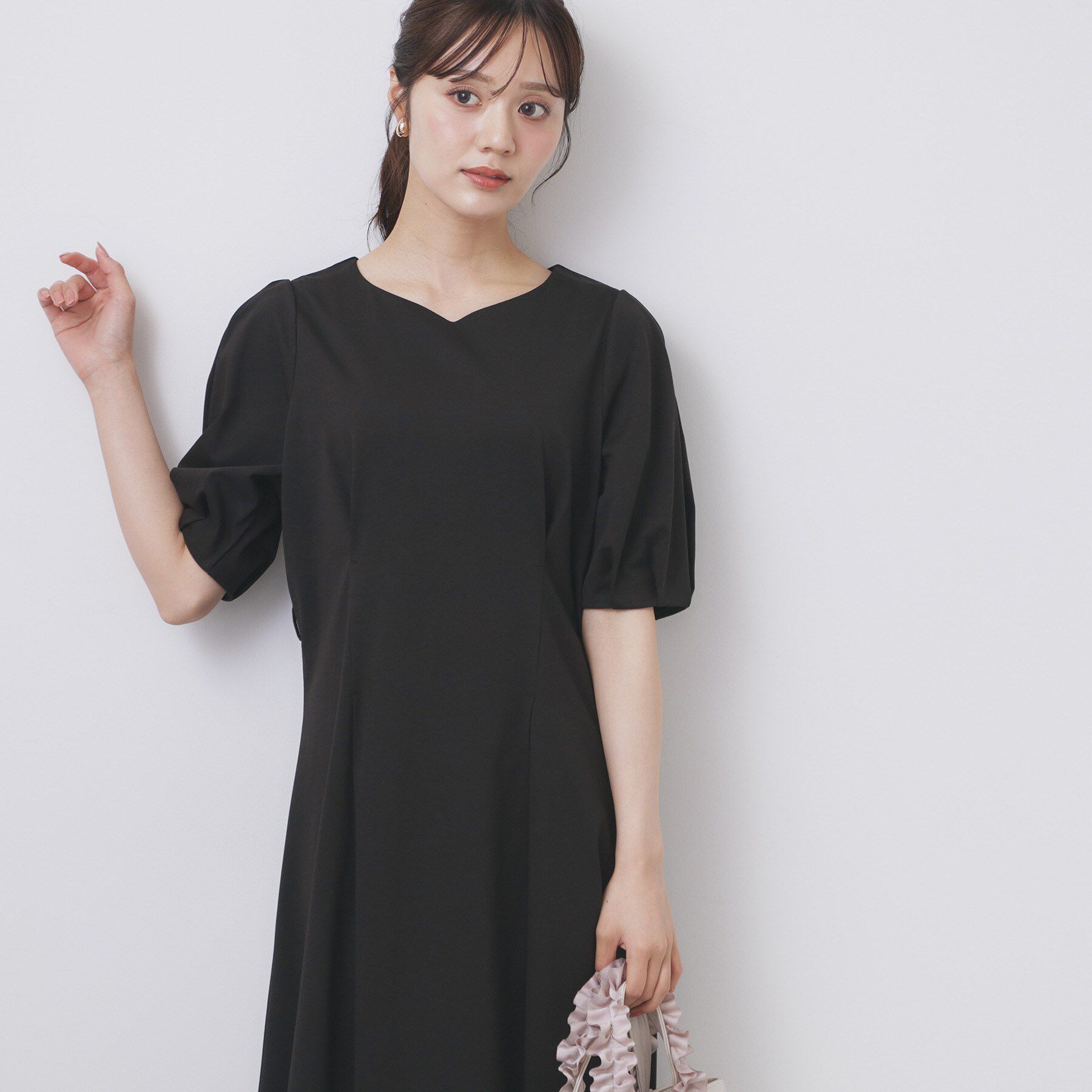 index「ハートネックパフワンピース【洗濯機洗い可/UVケア/接触冷感】」|ワンピース|