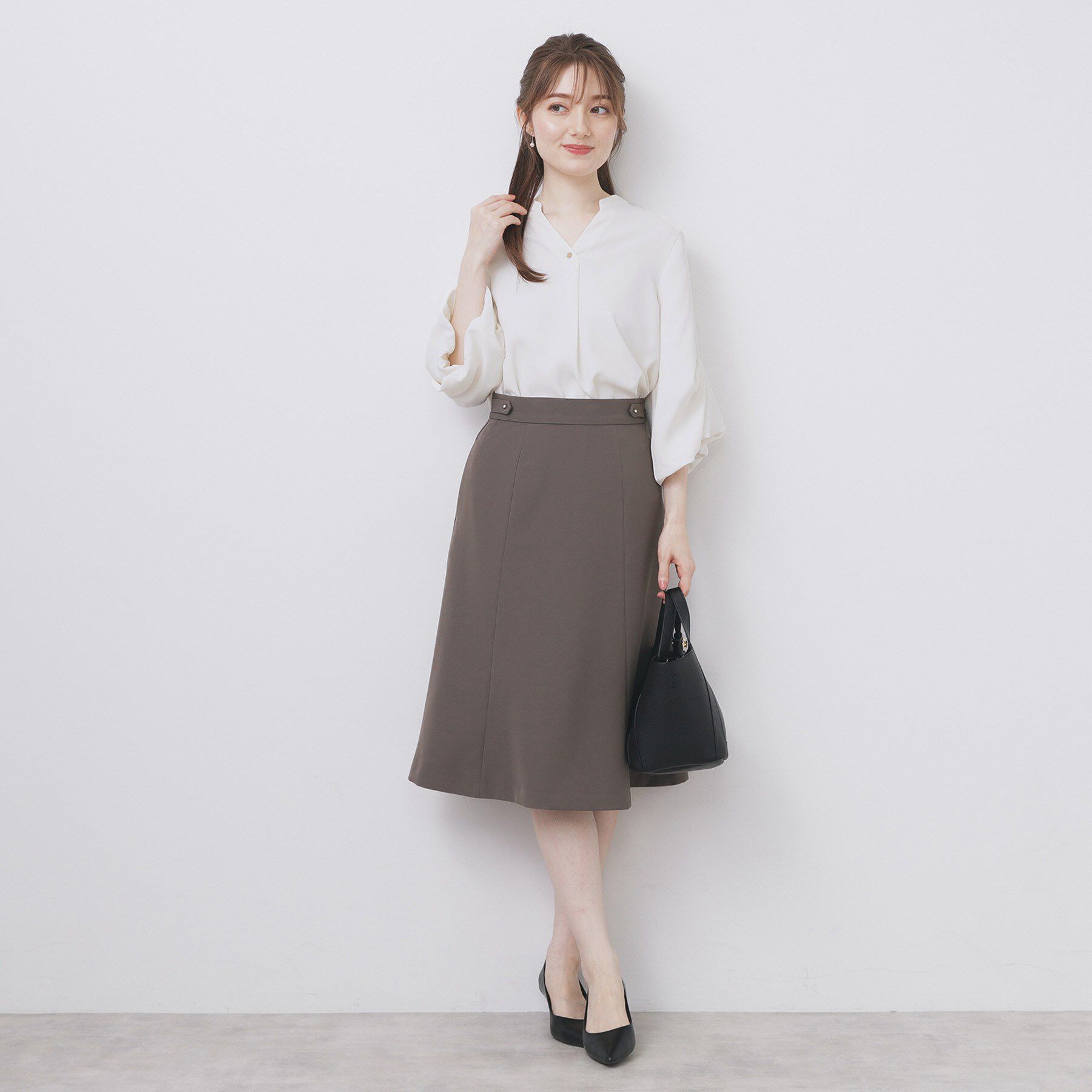 index「スキッパーバルーンスリーブブラウス【洗濯機洗い可/イージーアイロン】」|シャツ・ブラウス|