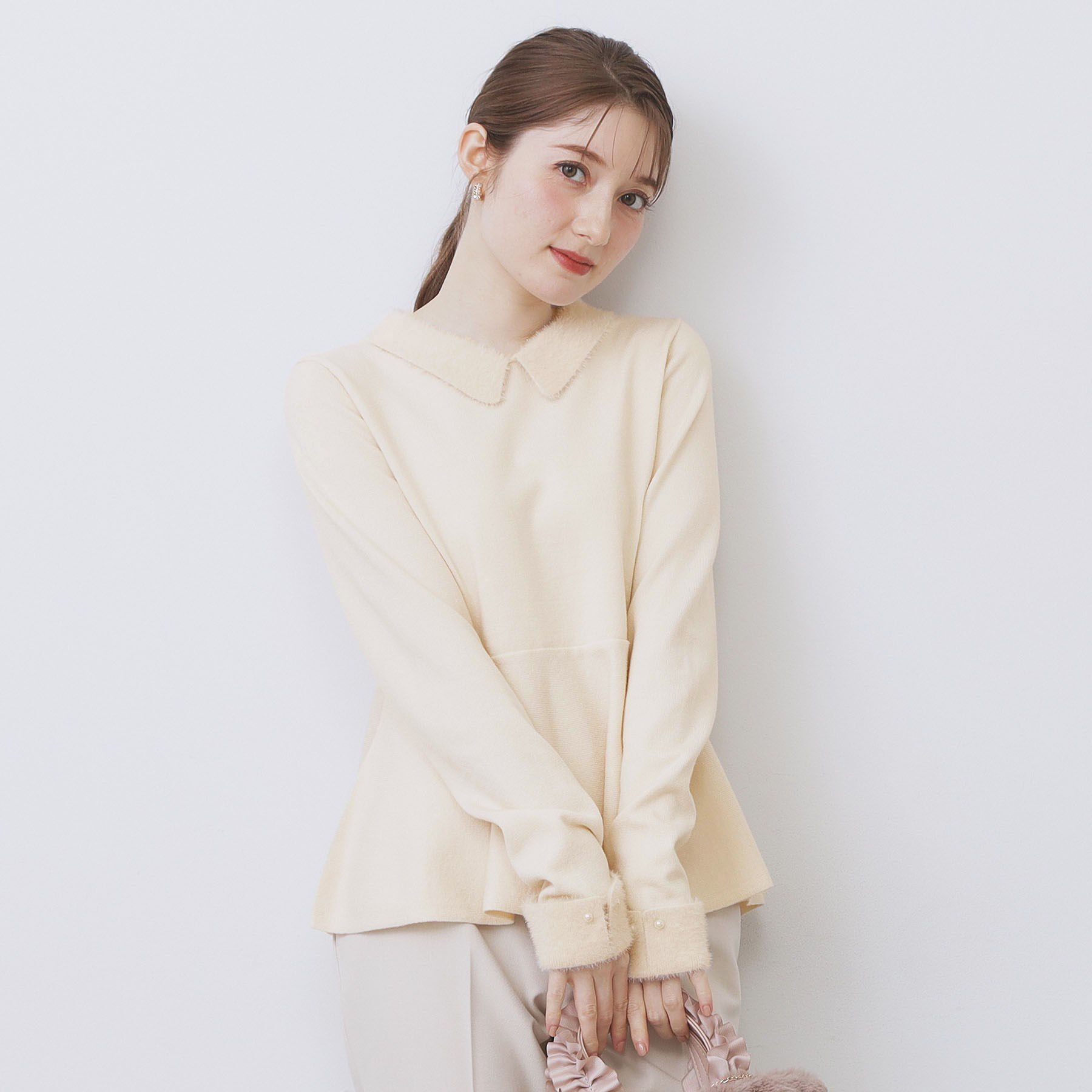 index「フェザードッキングペプラムニット【洗濯機OK】」|ニット・セーター|