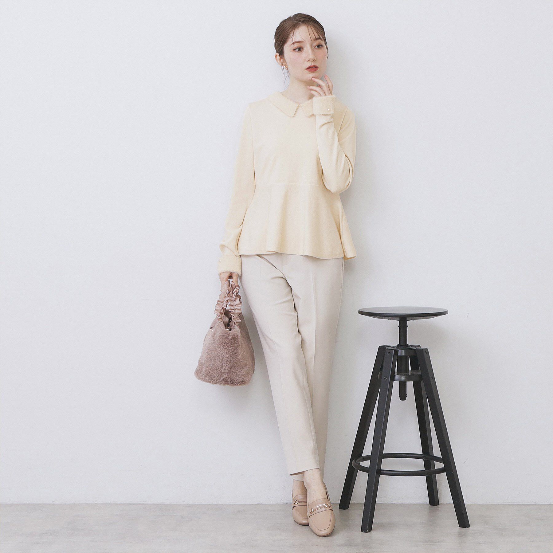 index「フェザードッキングペプラムニット【洗濯機OK】」|ニット・セーター|