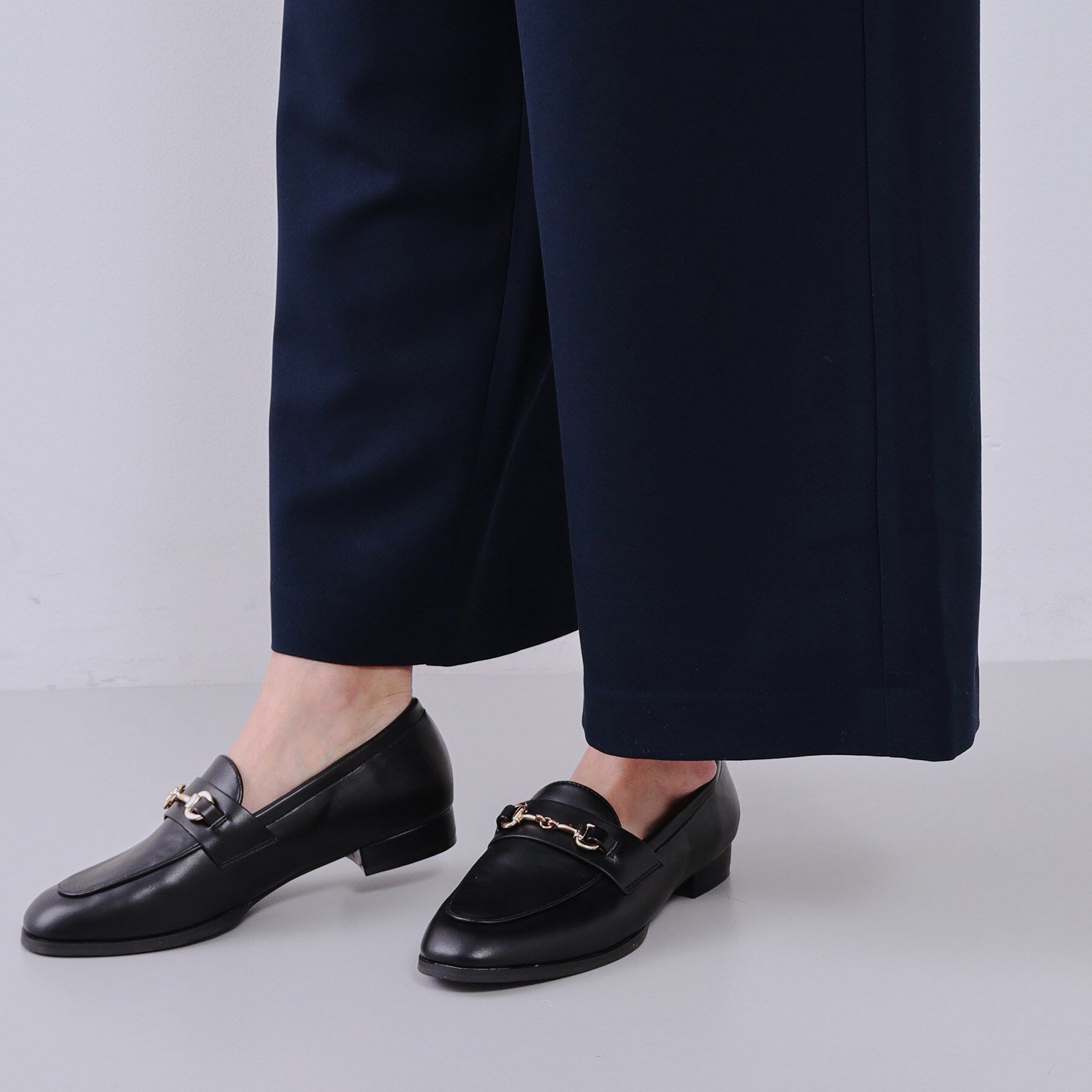 OPAQUE.CLIP「Vネックオールインワン【洗濯機洗い可】」|オールインワン|