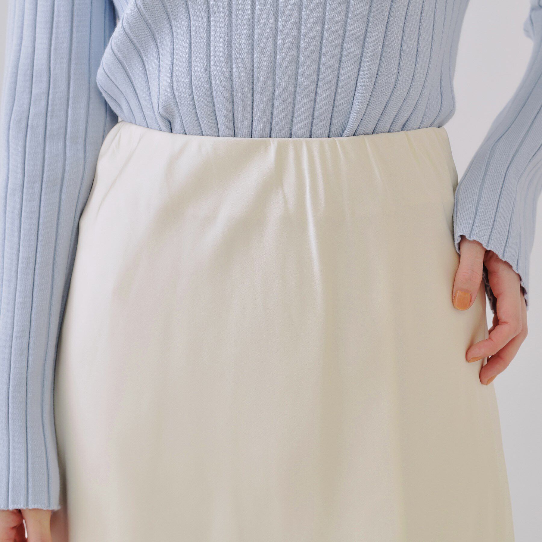 OPAQUE.CLIP「サテンナロースカート【洗濯機洗い可】」|スカート|