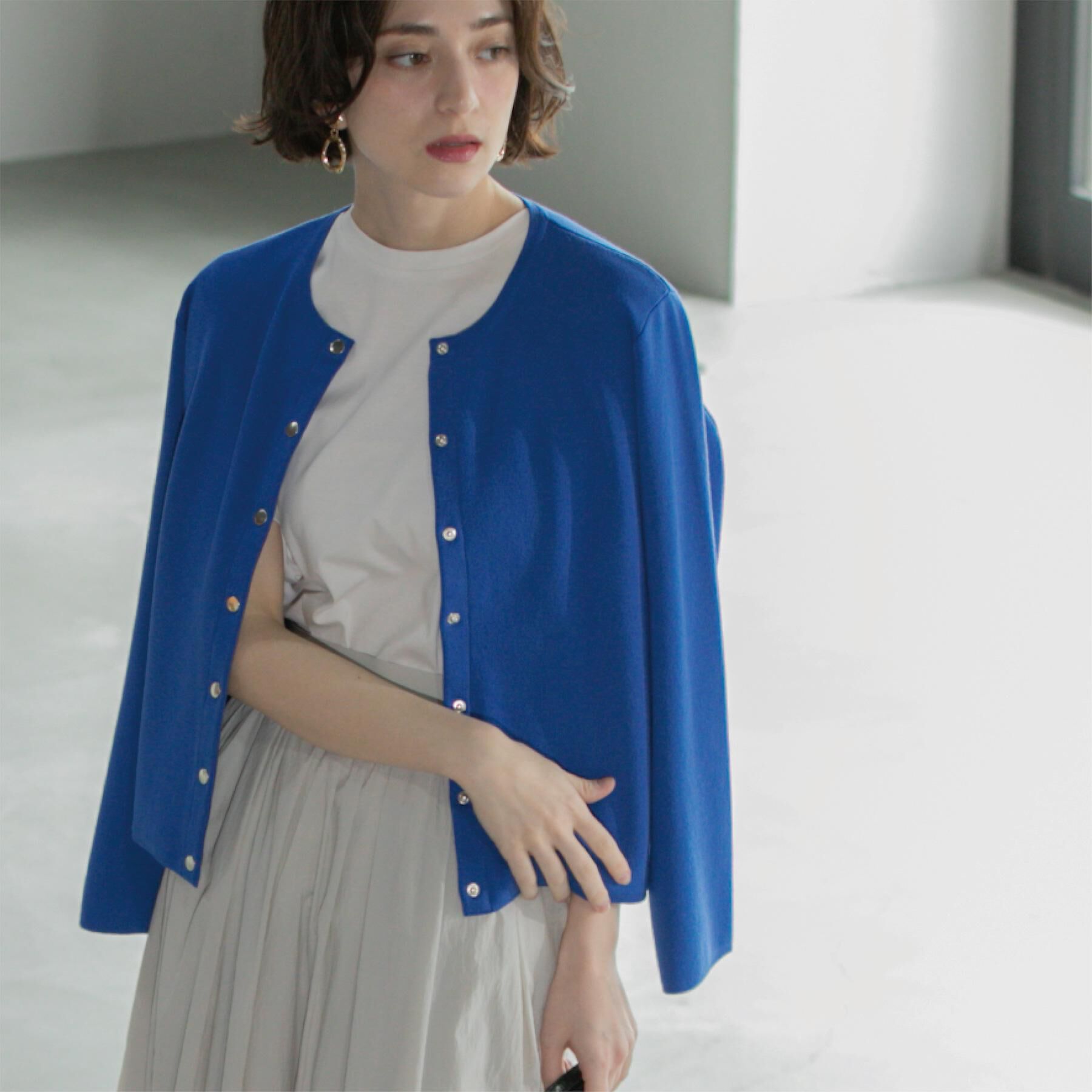 OPAQUE.CLIP「スナップボタンショートニットカーディガン【洗濯機洗い可】」|カーディガン|ブルー(093)