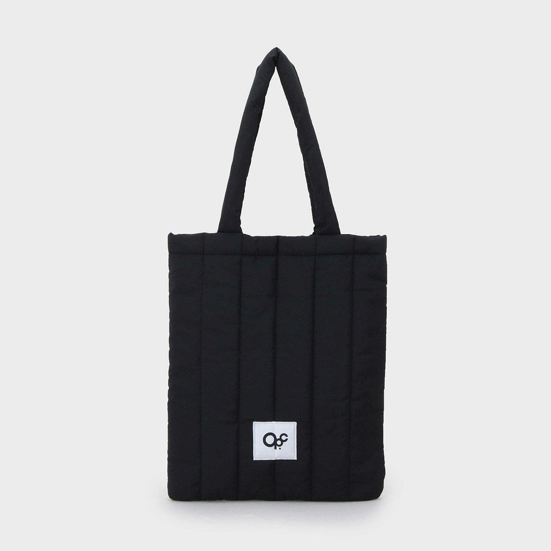 OPAQUE.CLIP「【軽量／カラビナチャーム付き／A4サイズ対応】ストライプキルトパフィートートバッグ」|トートバッグ|