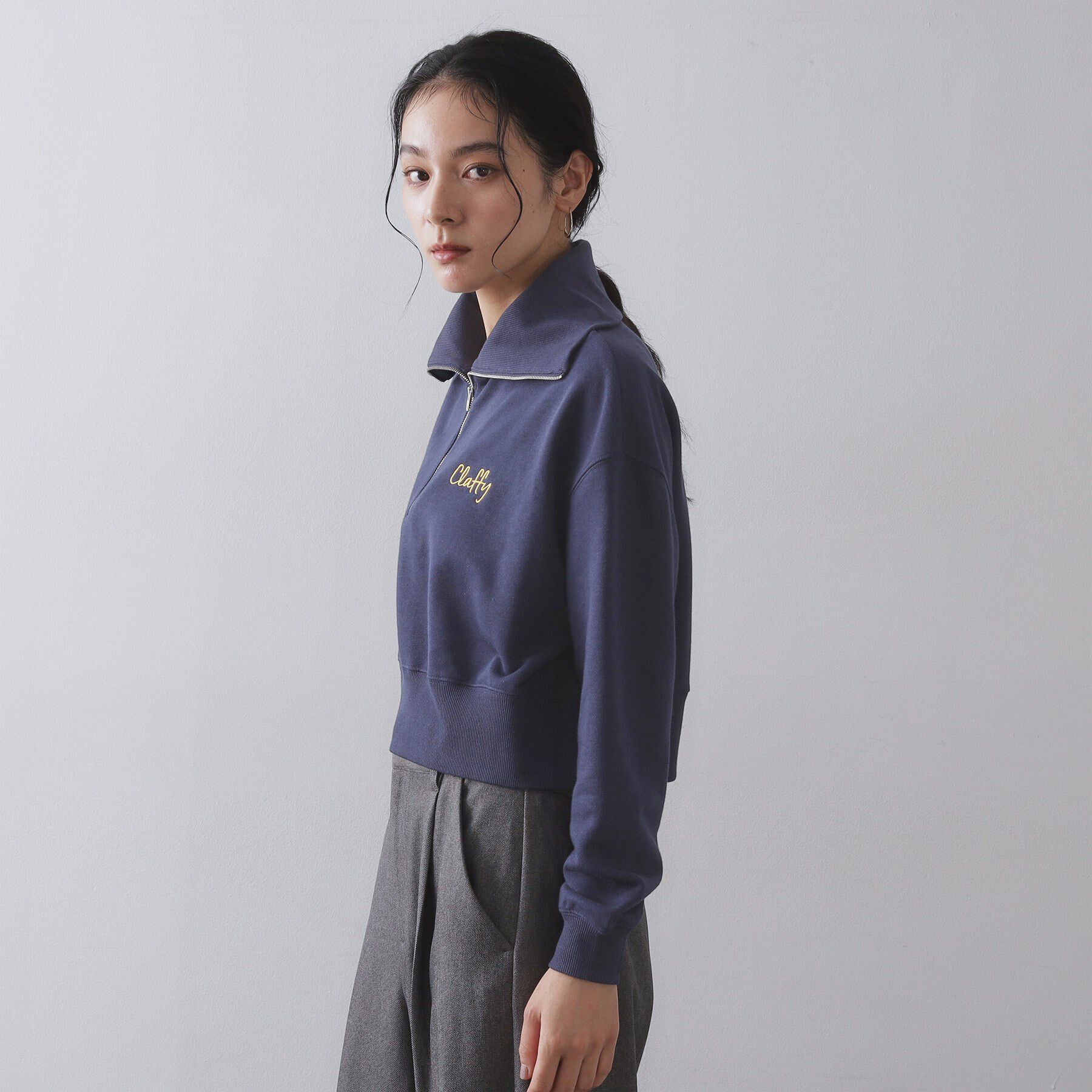 OPAQUE.CLIP「ロゴ刺繍ハーフジップトップス【洗濯機OK】」|Tシャツ・カットソー|