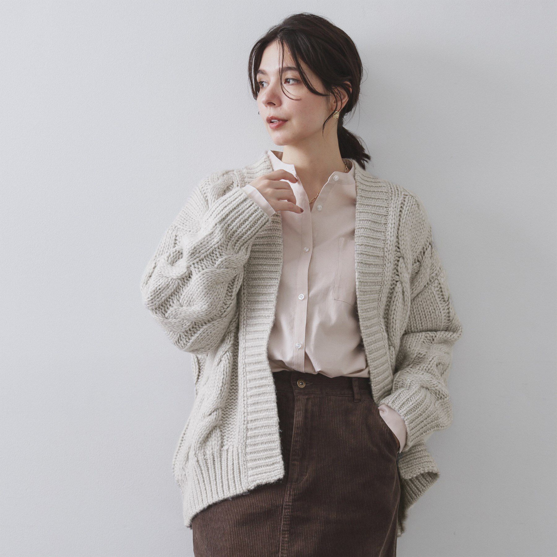 OPAQUE.CLIP「ケーブルローゲージニットカーディガン【洗濯機OK】」|カーディガン|グレー(012)