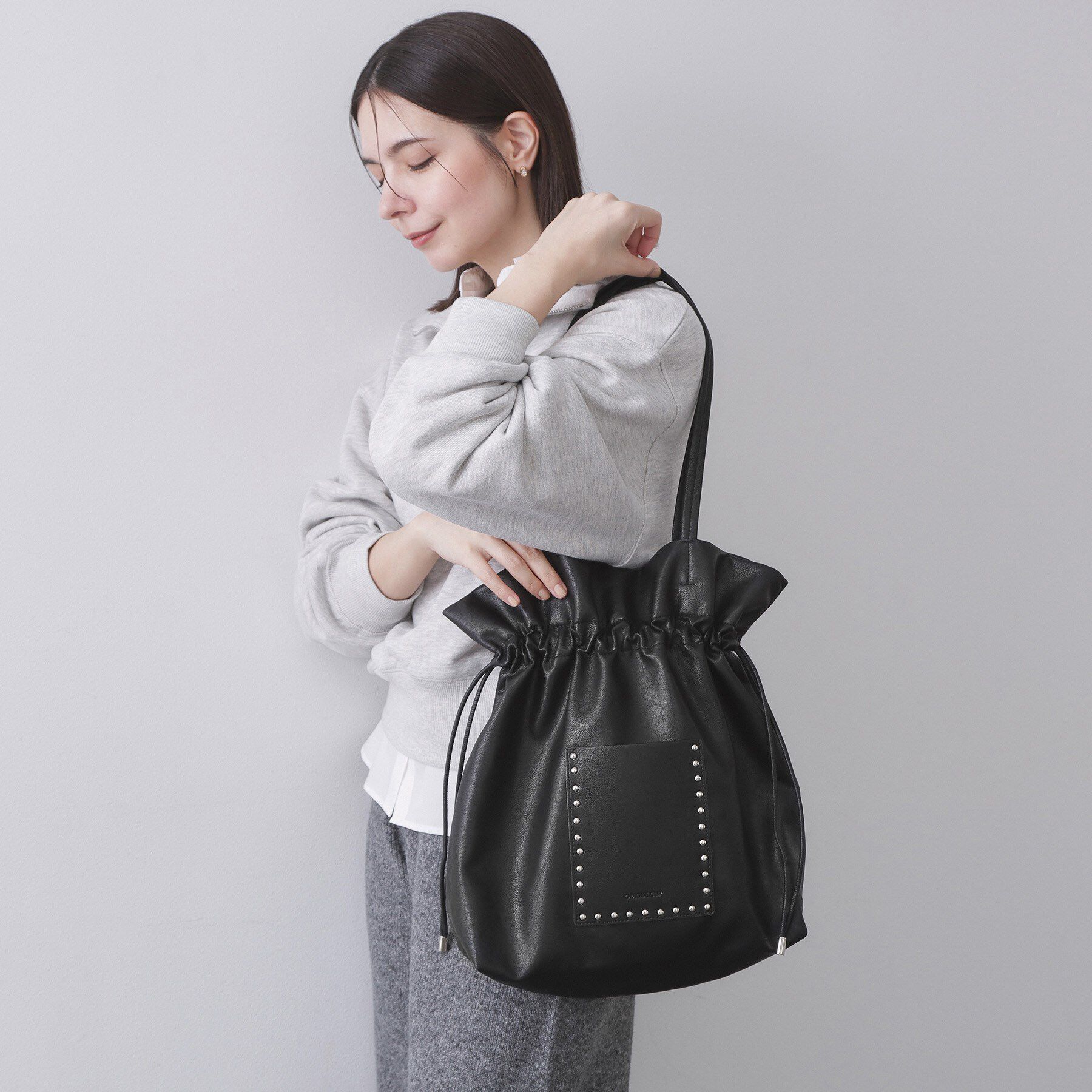 OPAQUE.CLIP「素材アソートドロストデザイン巾着トートバッグ【A4サイズ対応】」|トートバッグ|ブラック(019)