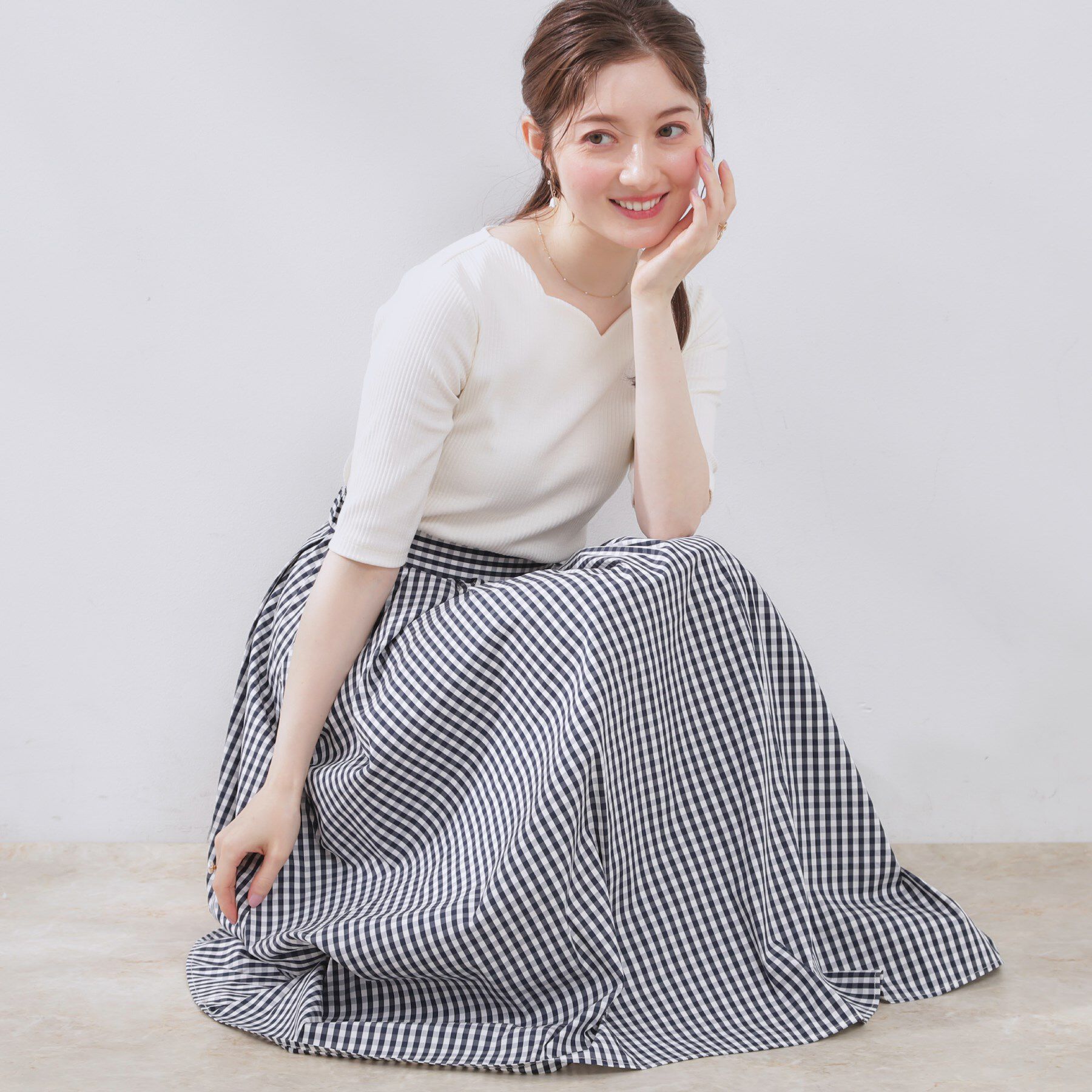 Couture broach「【大人可愛い・ゴム仕様】ギンガムチェック　タック＆ギャザースカート」|スカート|