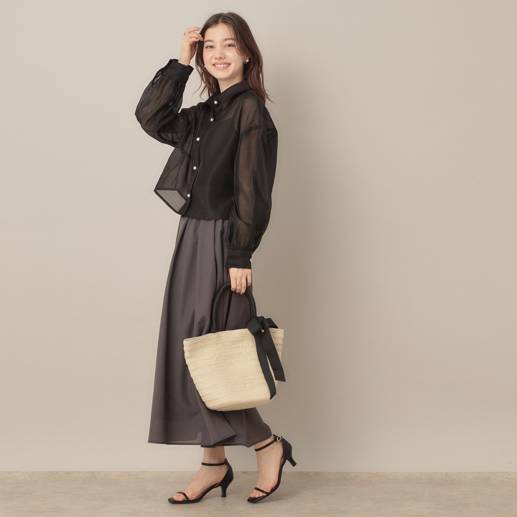 Couture broach「【洗える・秋まで使える】パール調ボタンシアーシャツ」|シャツ・ブラウス|