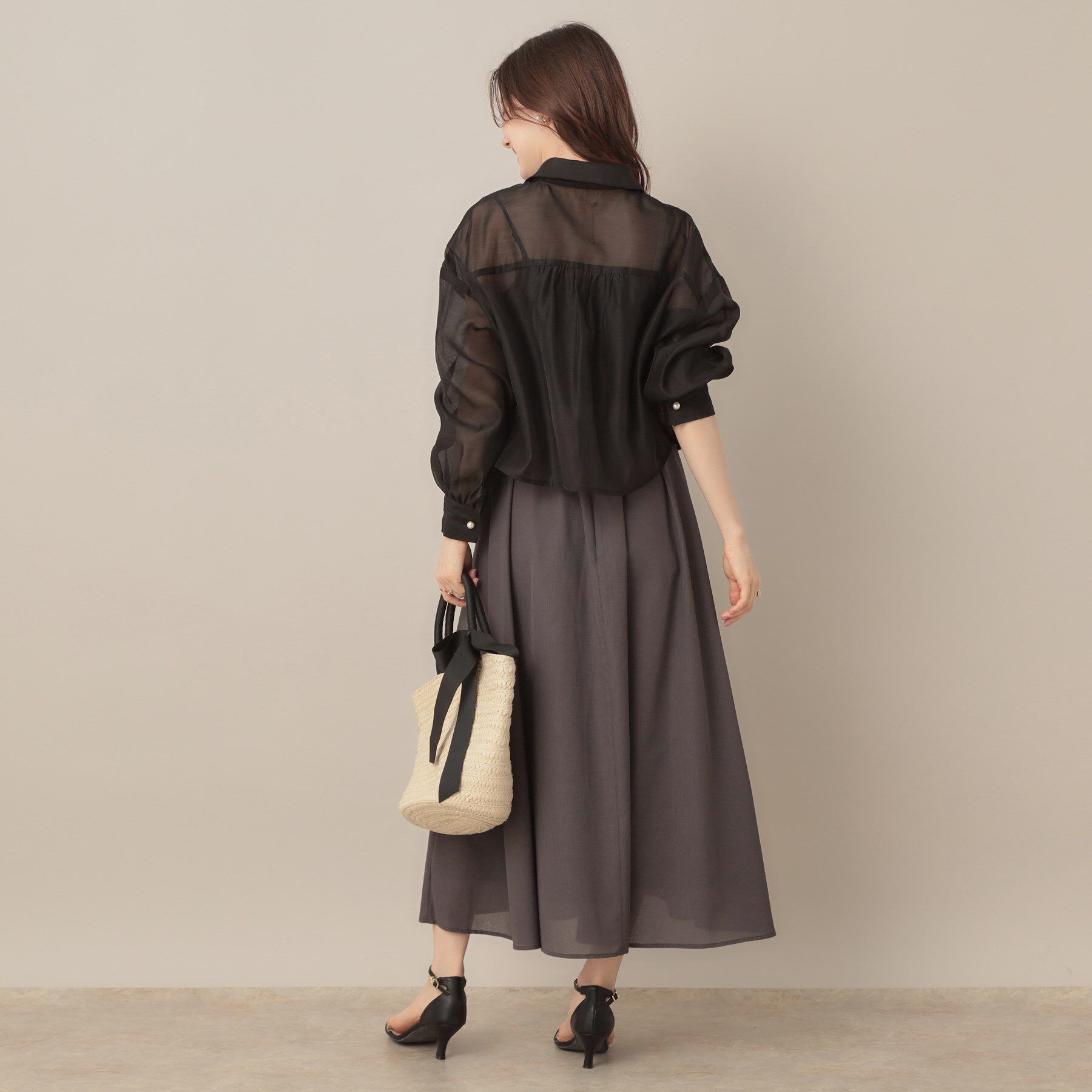 Couture broach「【洗える・秋まで使える】パール調ボタンシアーシャツ」|シャツ・ブラウス|