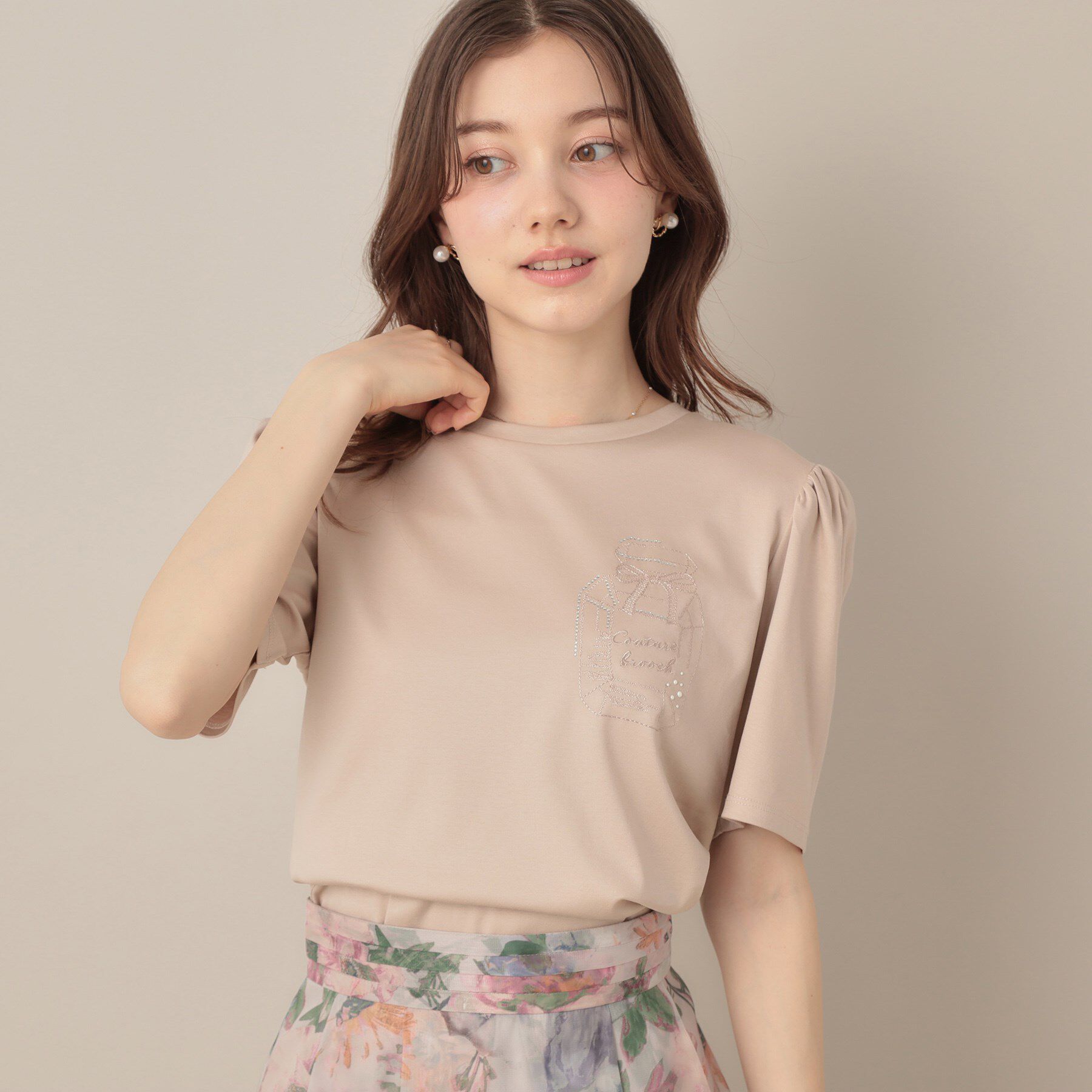 Couture broach「【接触冷感・UV機能あり・マシンウォッシャブル】60シルケット パフュームエンブロTシャツ」|Tシャツ・カットソー|