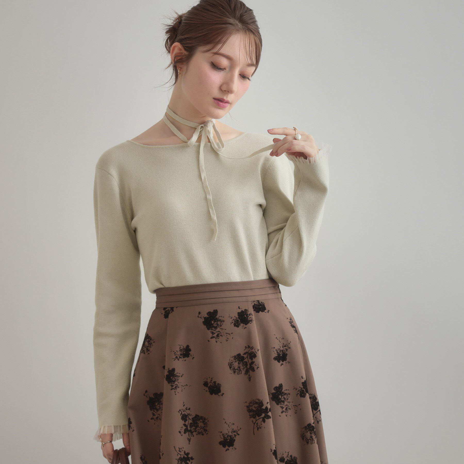 Couture broach「【大人可愛い・リボン取り外し可】前後2WAYラメリブ シアープチフリルニット」|ニット・セーター|