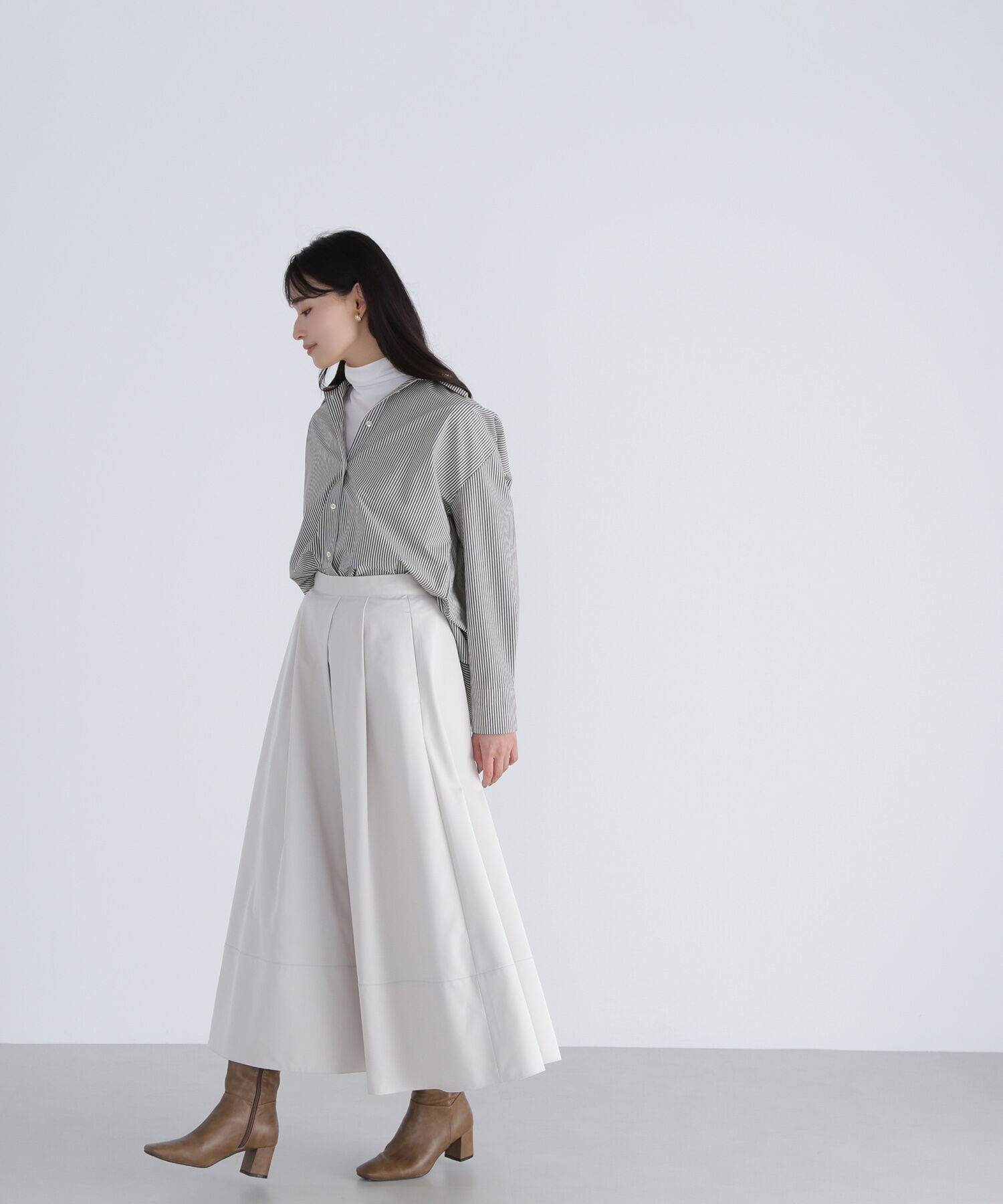  「ゴールドボタンフォルムシャツ」|シャツ・ブラウス|