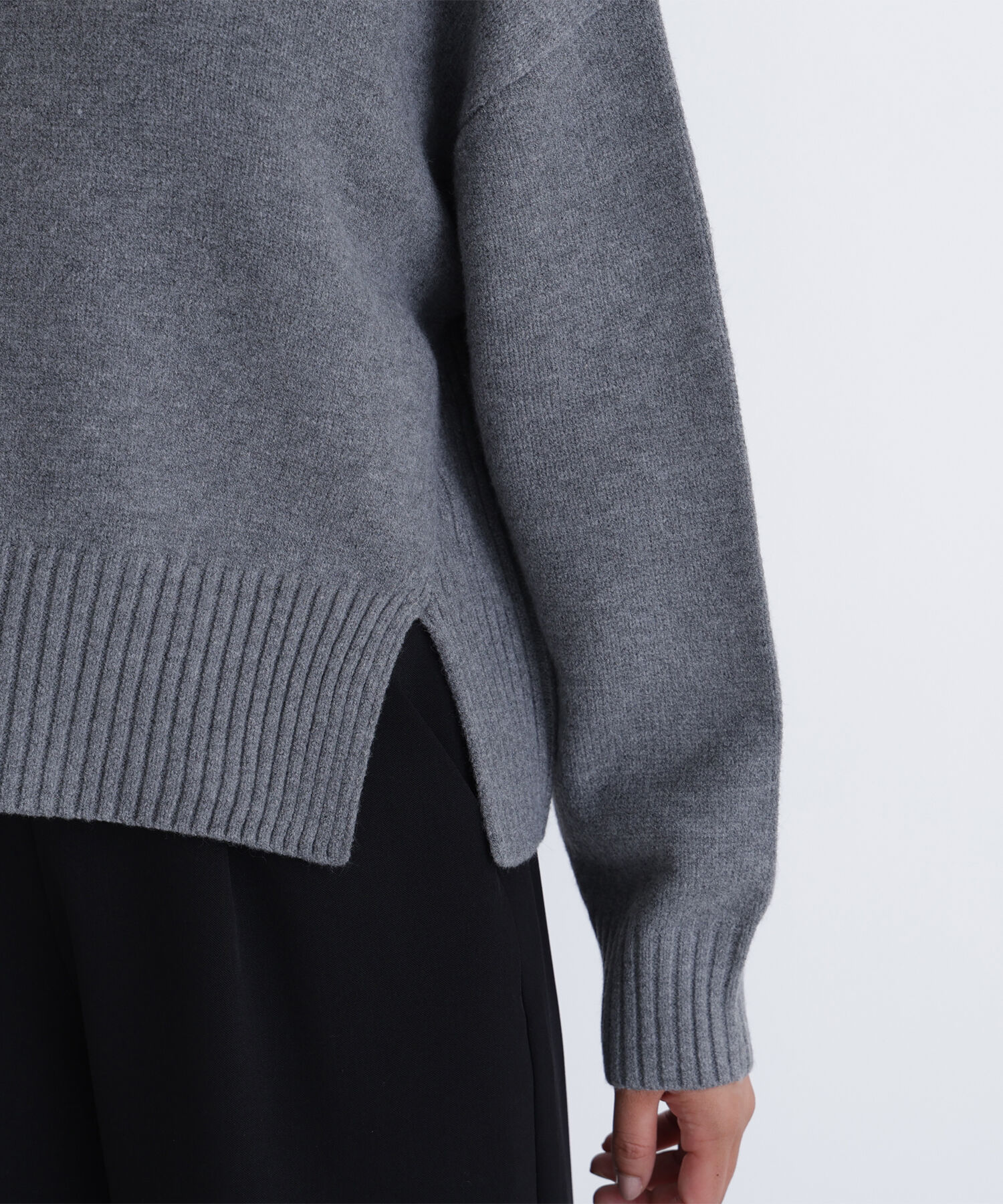  「サイドスリットハイネックニット」|ニット・セーター|