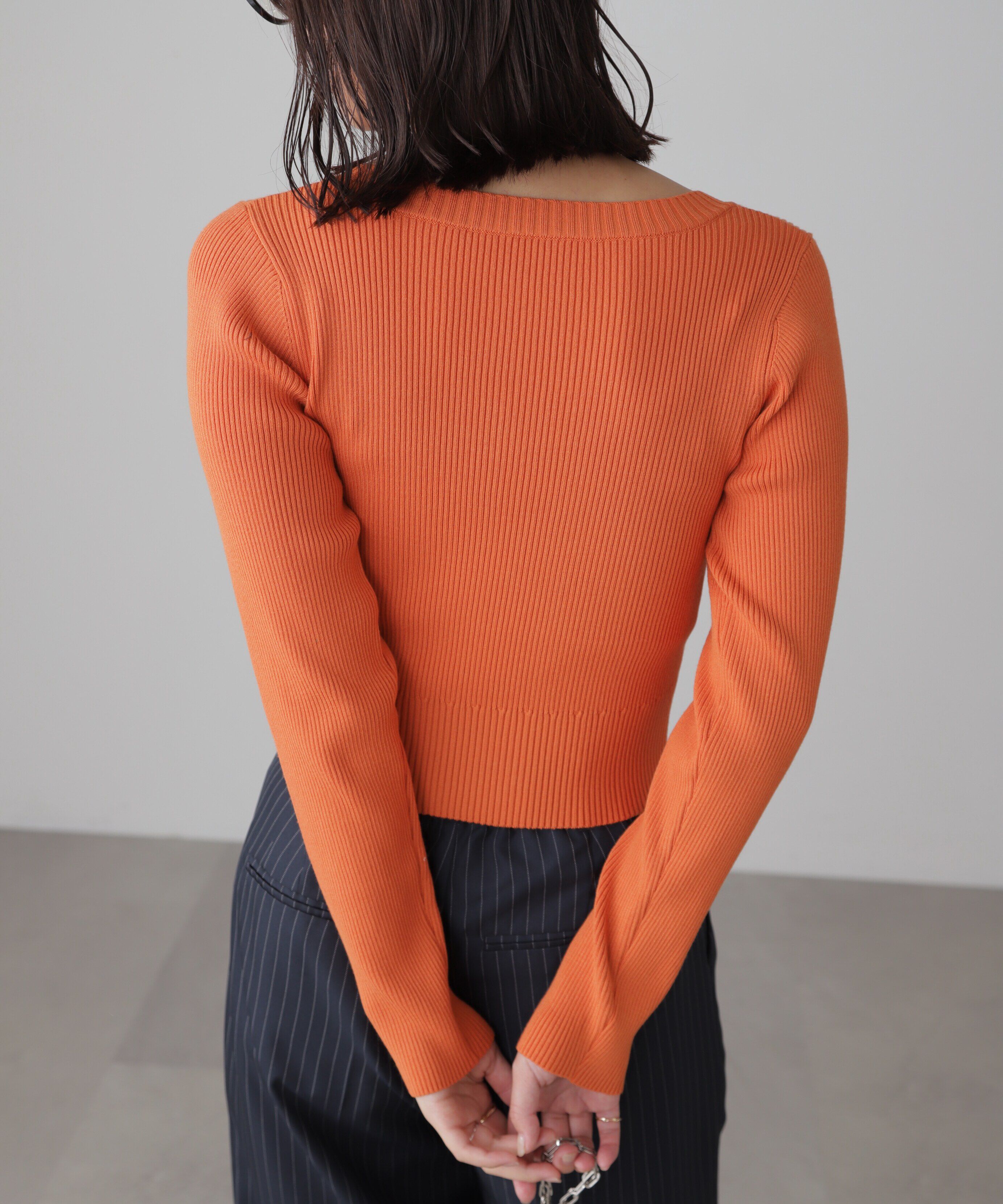  「〈洗える〉マシンウォッシャブルUネックニット」|ニット・セーター|