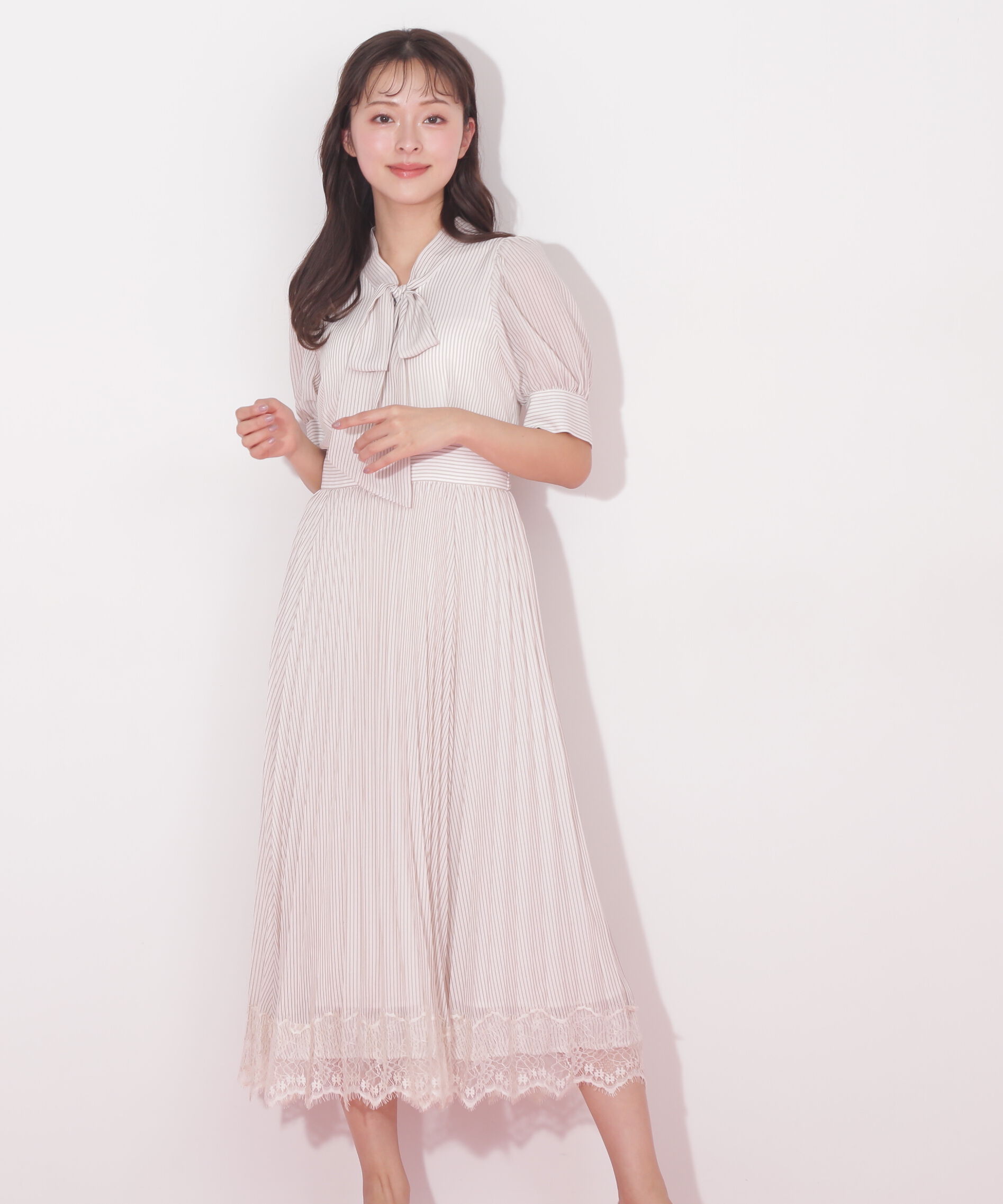  「ヘムレースボウタイワンピース」|ワンピース|