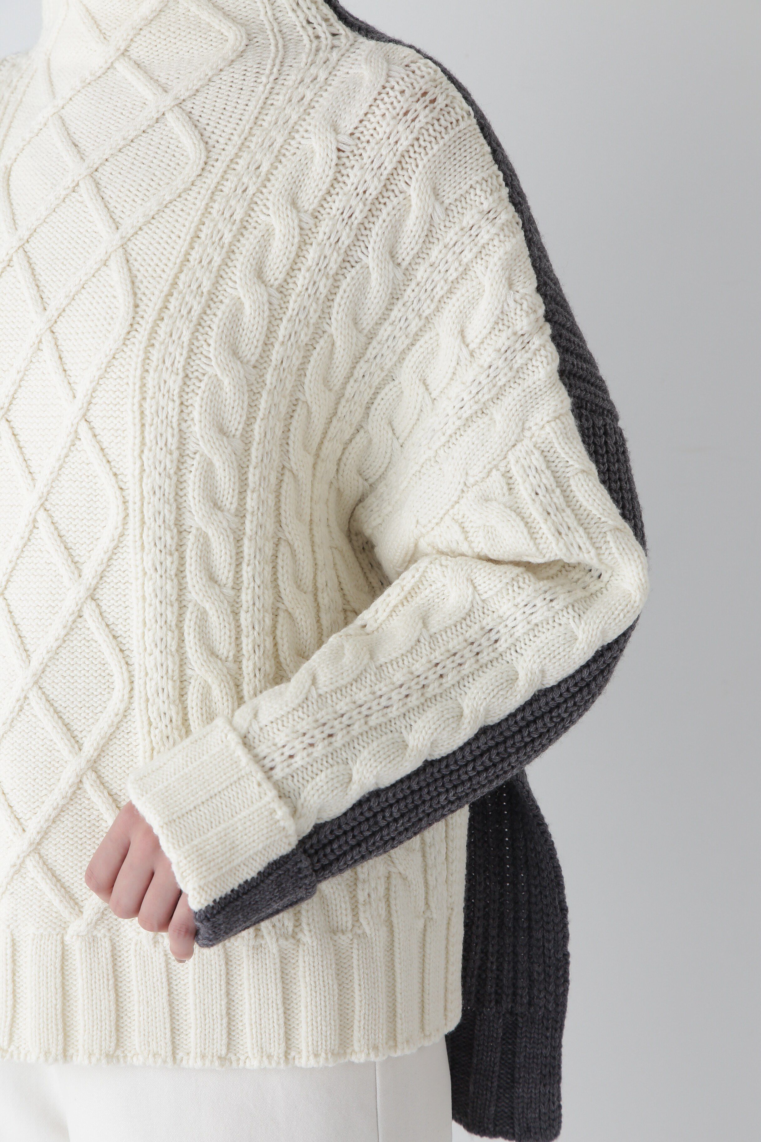  「◆バイカラーケーブルニット」|ニット・セーター|