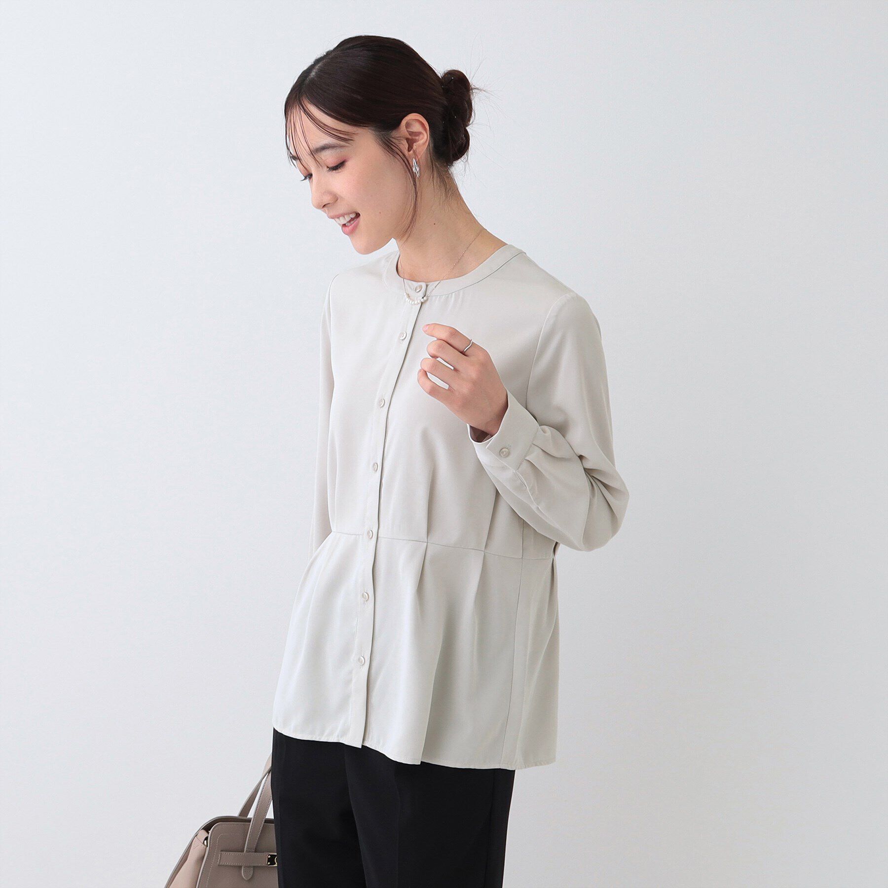 SHOO･LA･RUE「【S-3L】さらり軽やか インせず決まる ペプラムブラウス」|シャツ・ブラウス|