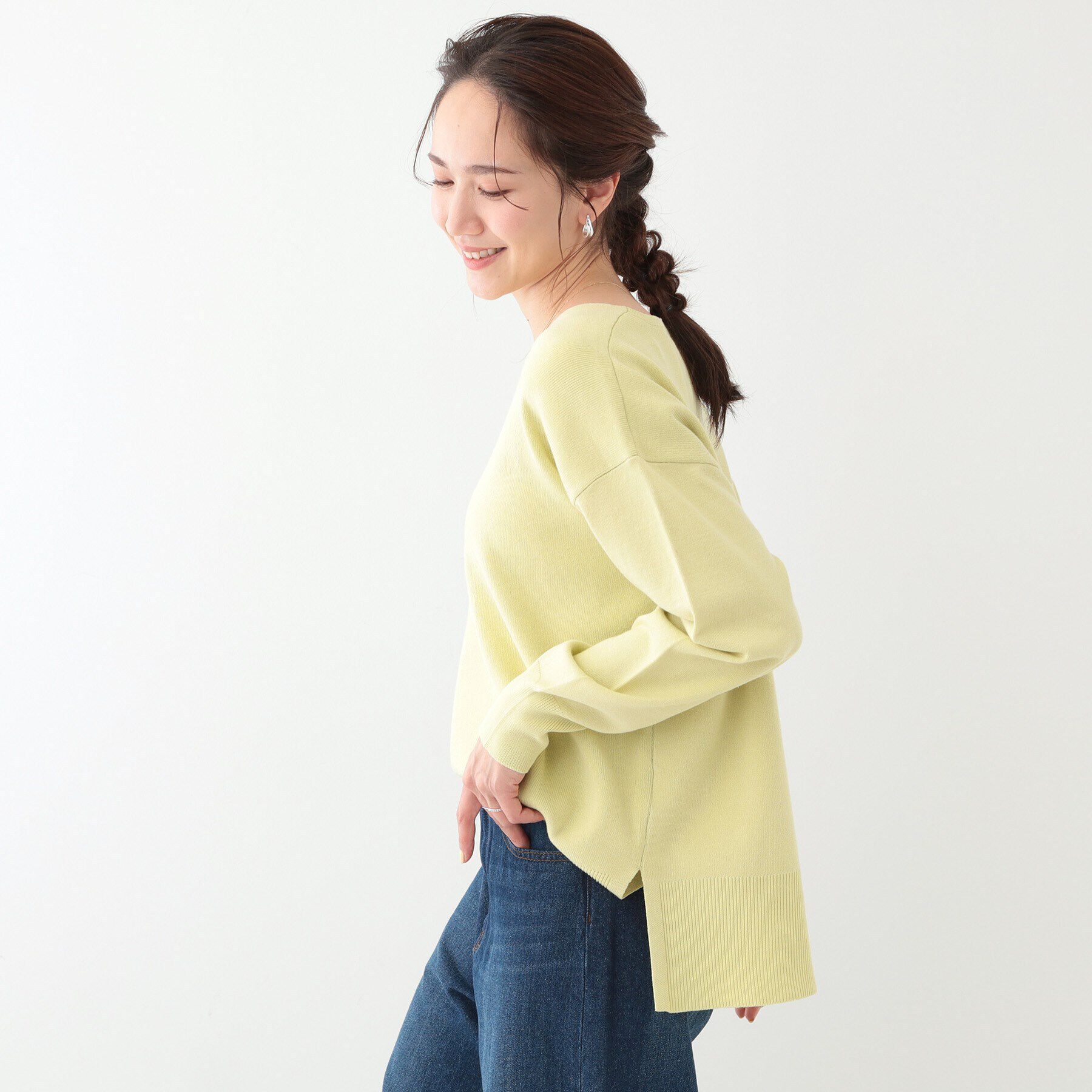 SHOO･LA･RUE「【洗える/S-LL】お顔周りすっきり 優しい肌触りのVネックニット」|ニット・セーター|