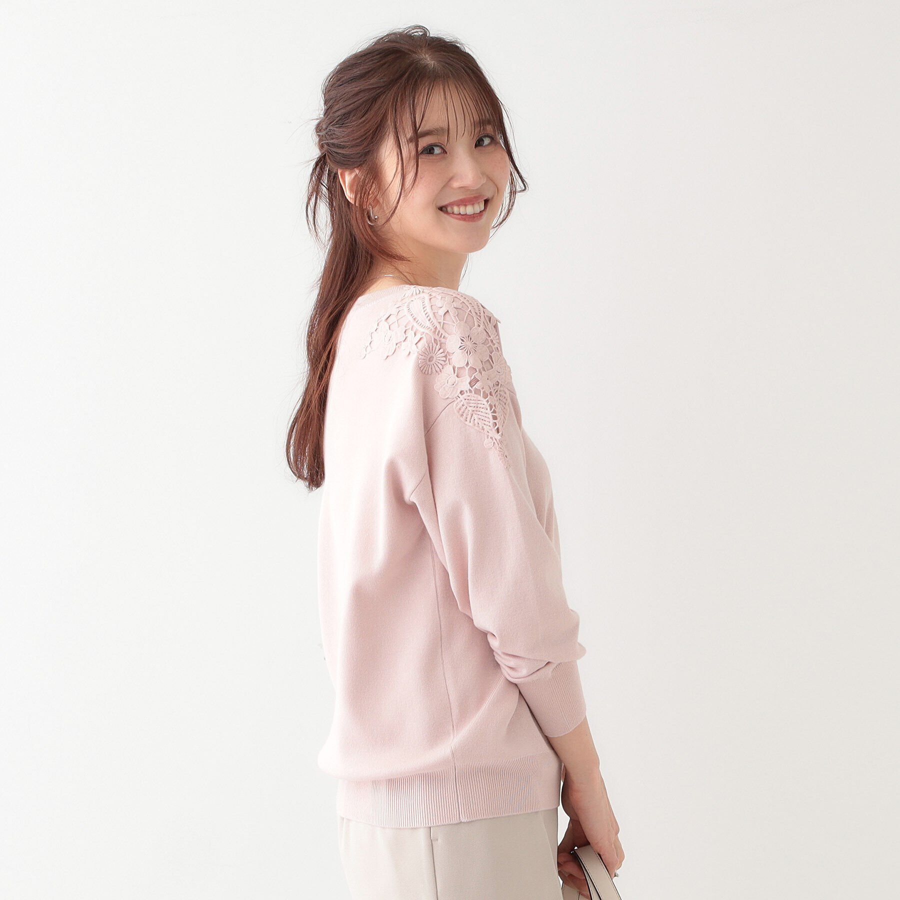 SHOO･LA･RUE「肩レースが差をつける デザインニット」|ニット・セーター|