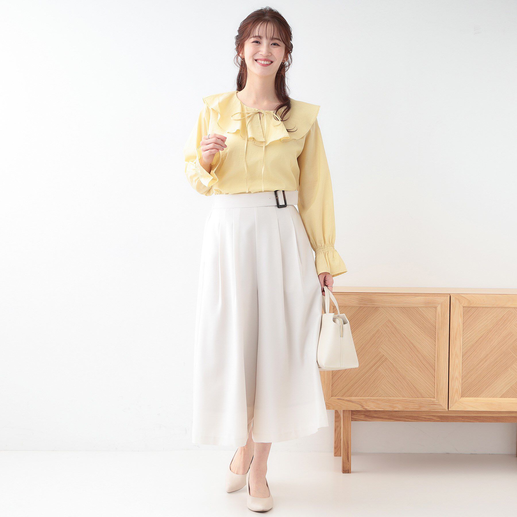 SHOO･LA･RUE「【洗える/S-LL】甘すぎない大人のフリルブラウス」|シャツ・ブラウス|