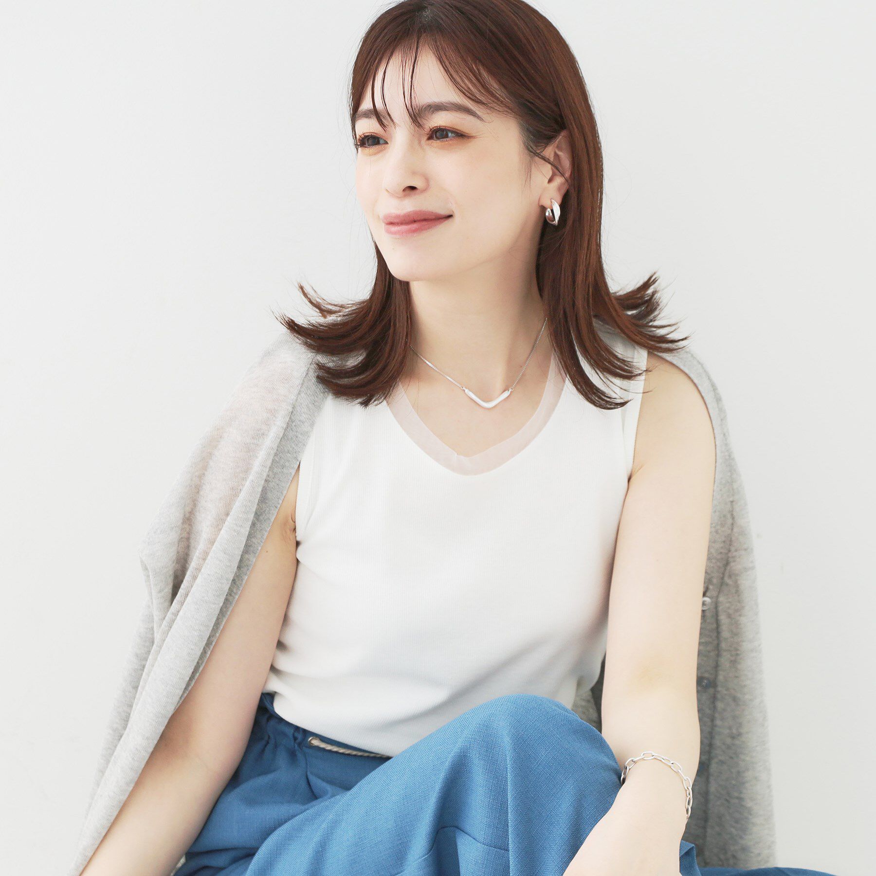 SHOO･LA･RUE「【洗える/S-LL】シアーネックがこなれ見え リブタンクトップ」|Tシャツ・カットソー|ホワイト(001)