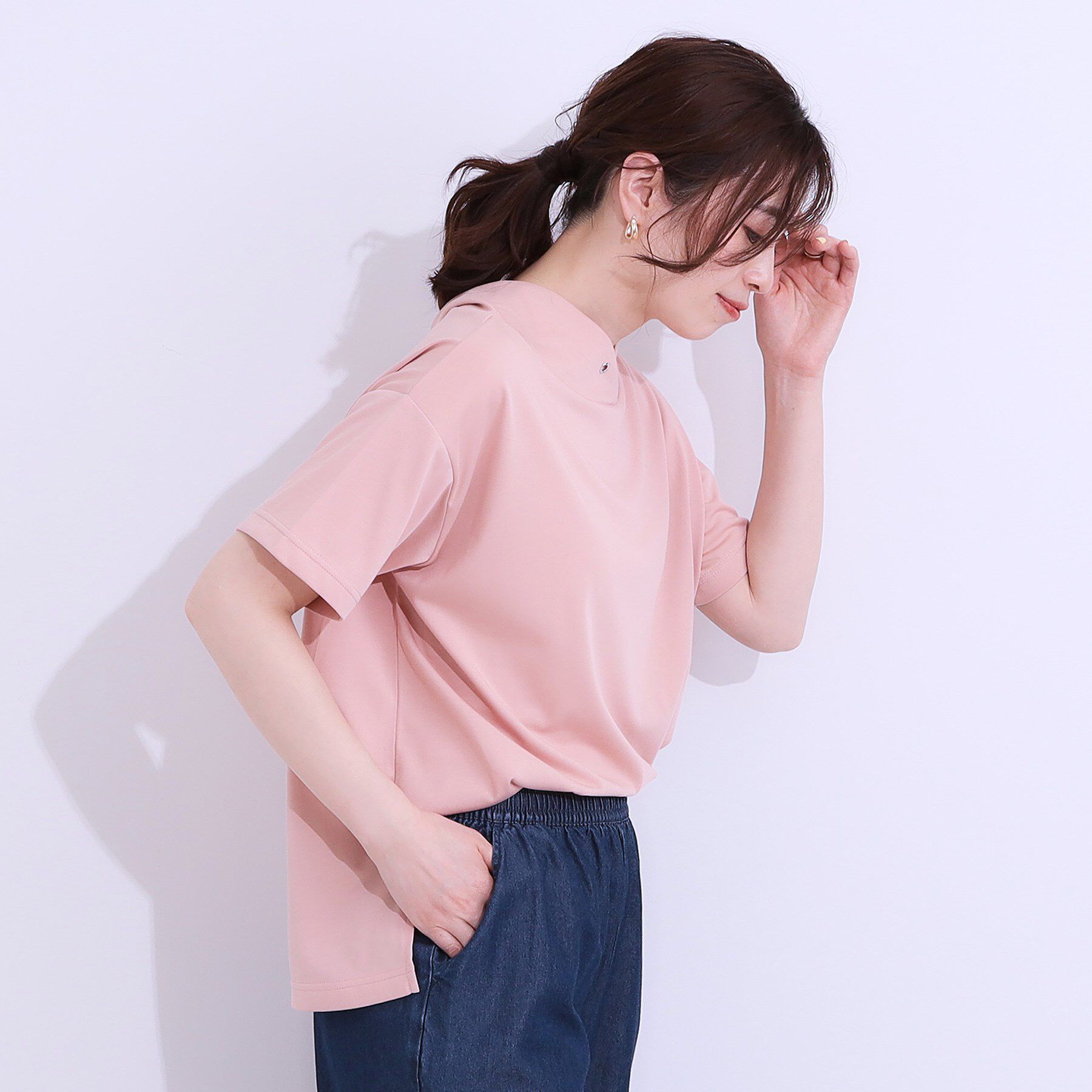 SHOO･LA･RUE「【高レビュー/ひんやり/UV】アウトスタイルもサマになる さらさら抜け襟Tシャツ」|Tシャツ・カットソー|