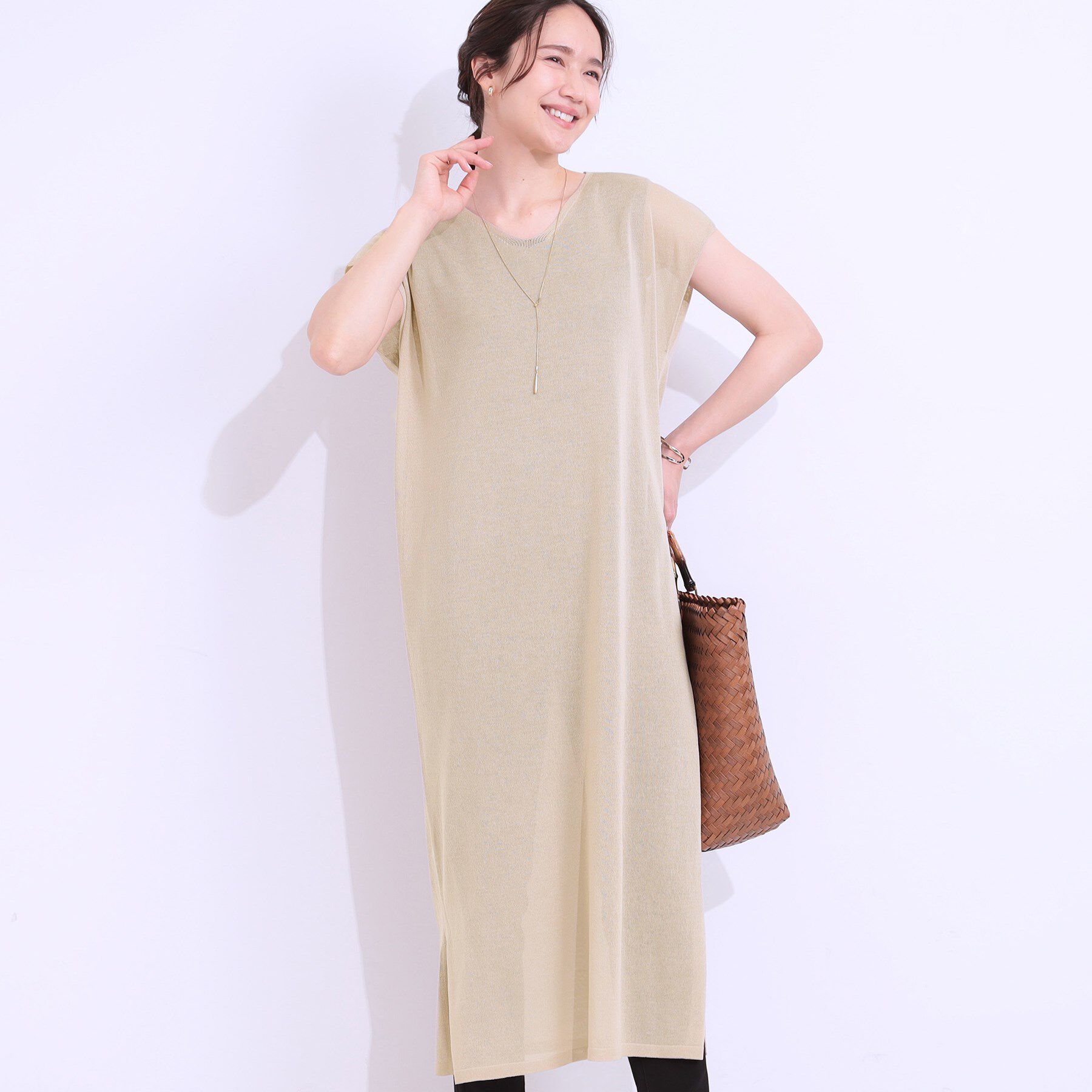 SHOO･LA･RUE「【洗える/S-LL】大人のシアーニットワンピース」|ワンピース|ベージュ(052)