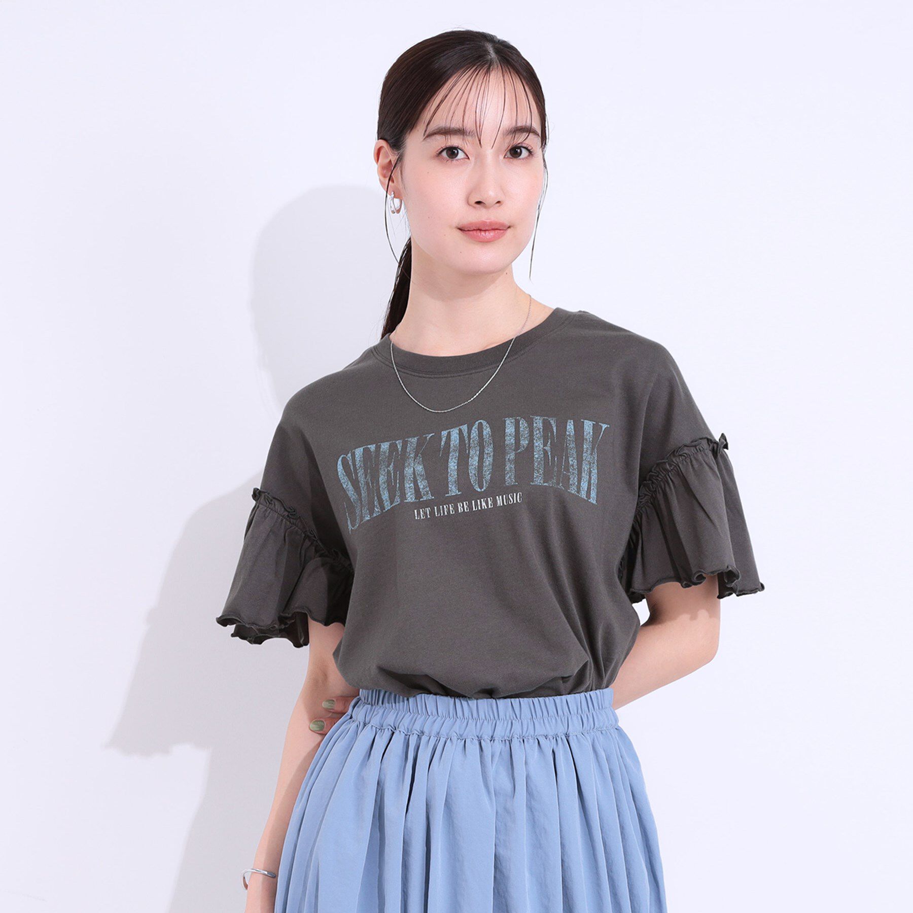 SHOO･LA･RUE「【洗える/S-LL】プリントアソート お袖フリルTシャツ」|Tシャツ・カットソー|