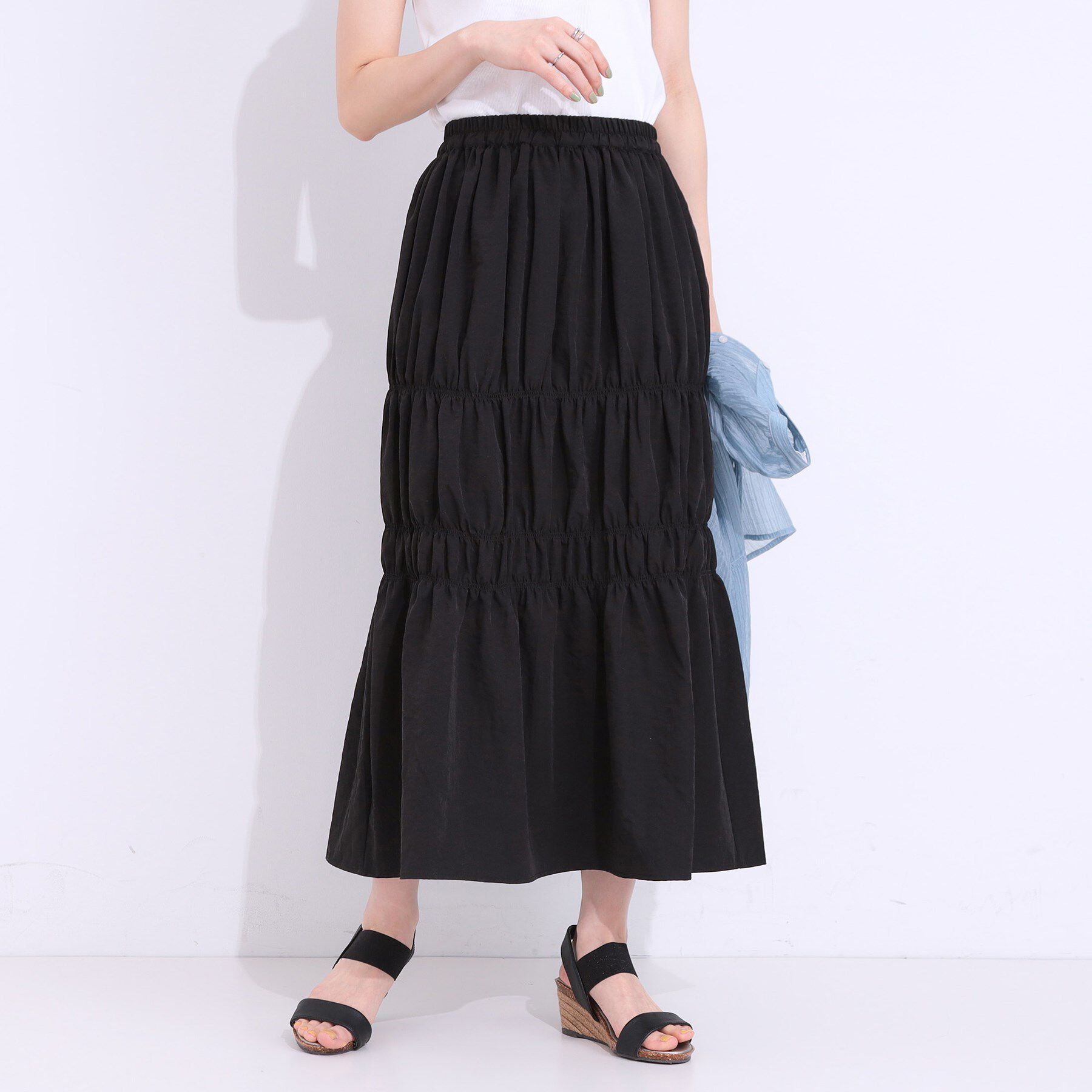 SHOO･LA･RUE「【S-LL】コーデが華やかに シャーリングデザインスカート」|スカート|ブラック(019)
