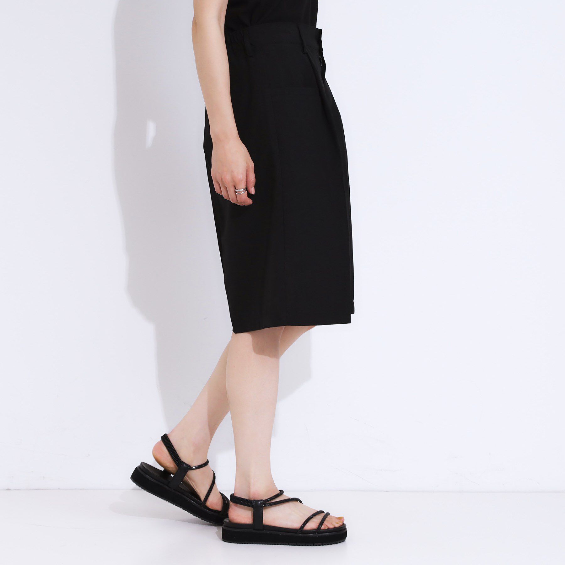 SHOO･LA･RUE「【S-LL】大人のための 麻調タックハーフパンツ」|その他|