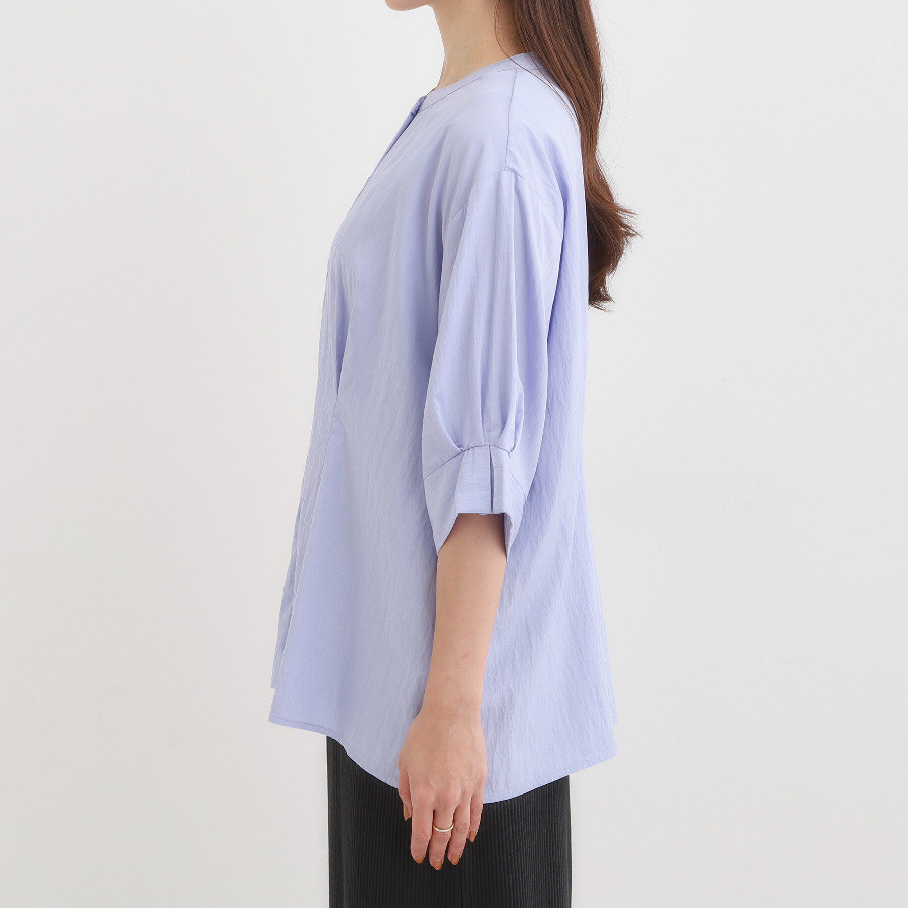 SHOO･LA･RUE「【S-LL/通勤スタイルにも】ウエストタックで程よくシェイプ 大人の上品ブラウス」|シャツ・ブラウス|