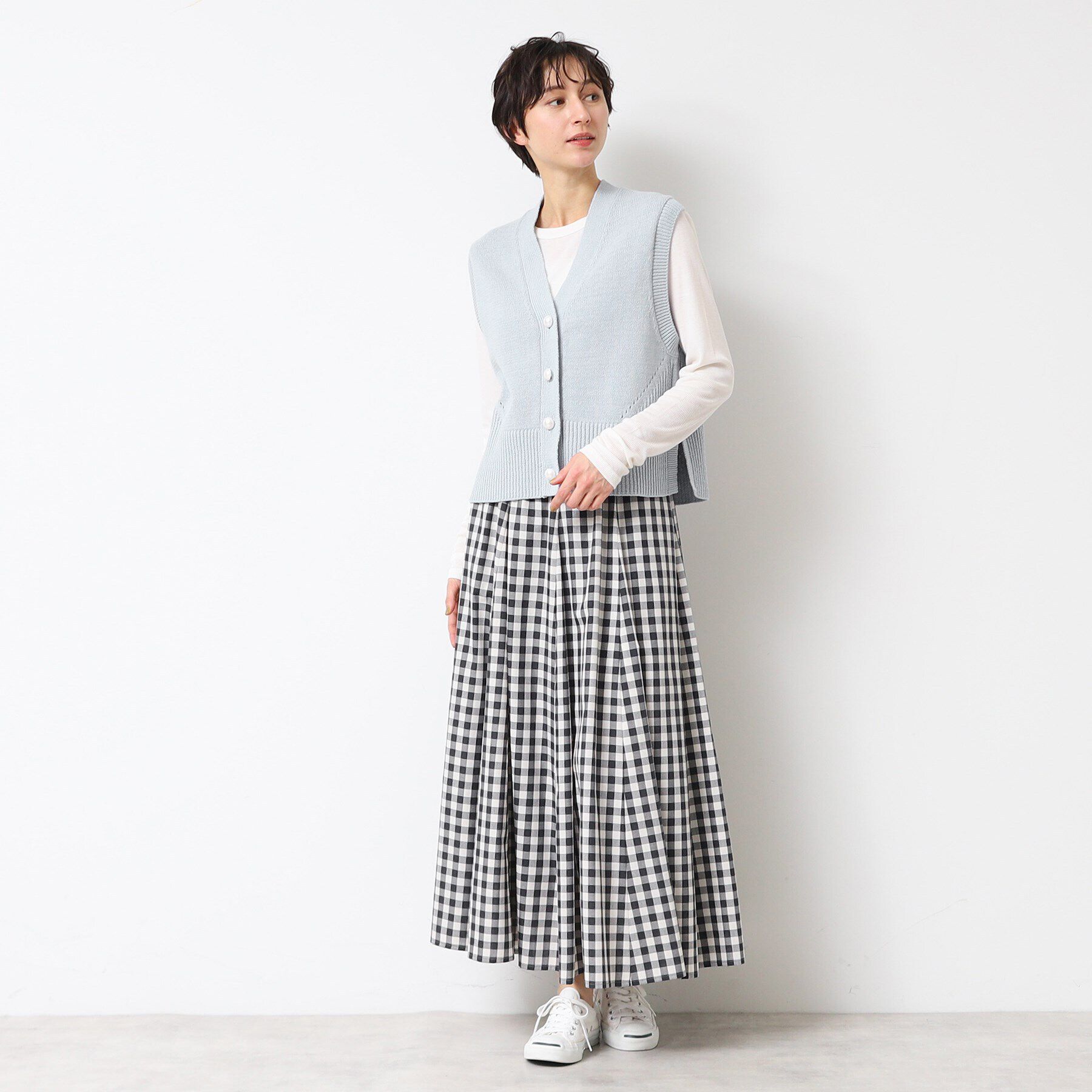 Dessin「【洗える】パール調ボタン付きニットジレ」|ベスト・ジレ|