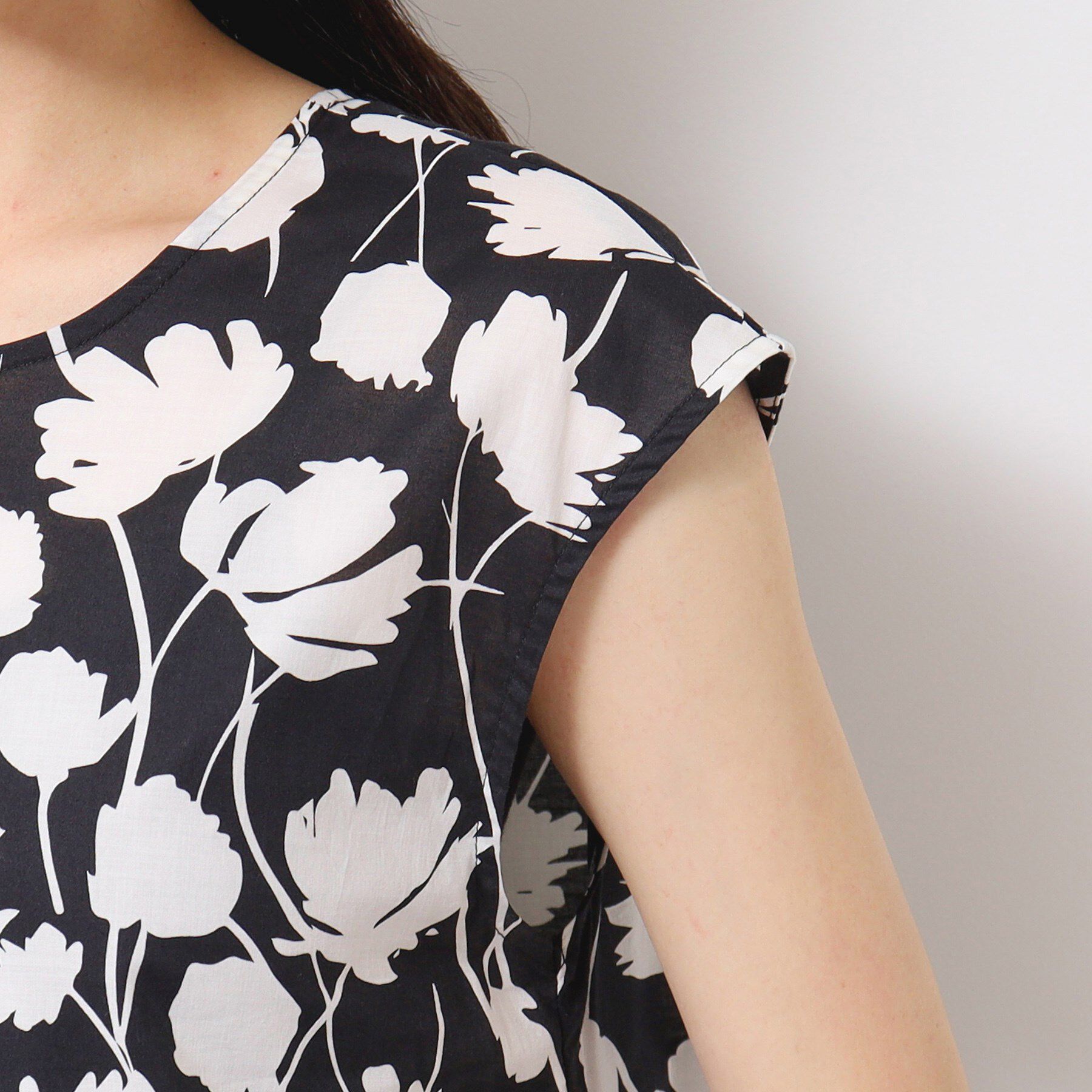 Dessin「【リンクコーデ・洗える】フラワープリントワンピース」|ワンピース|