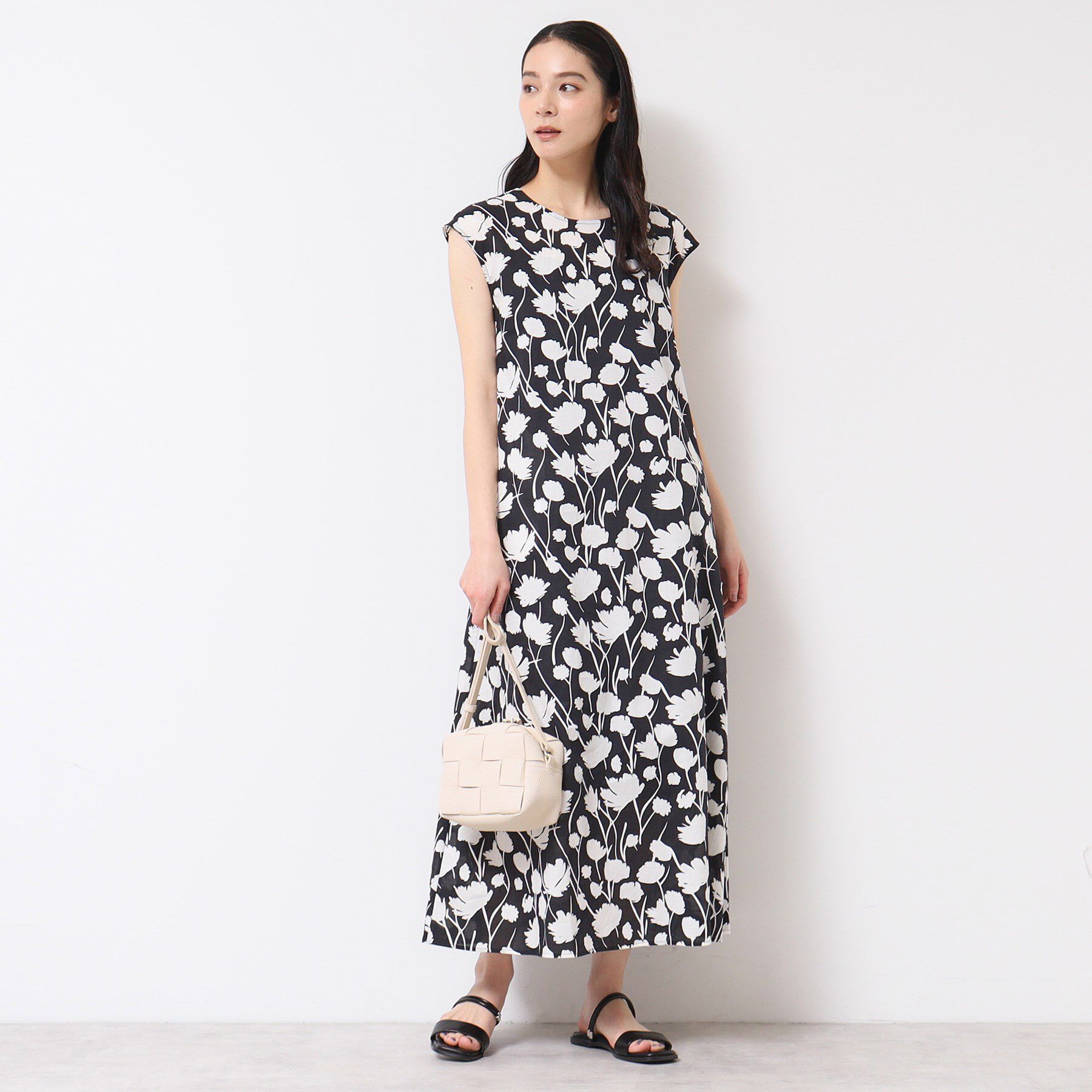 Dessin「【リンクコーデ・洗える】フラワープリントワンピース」|ワンピース|