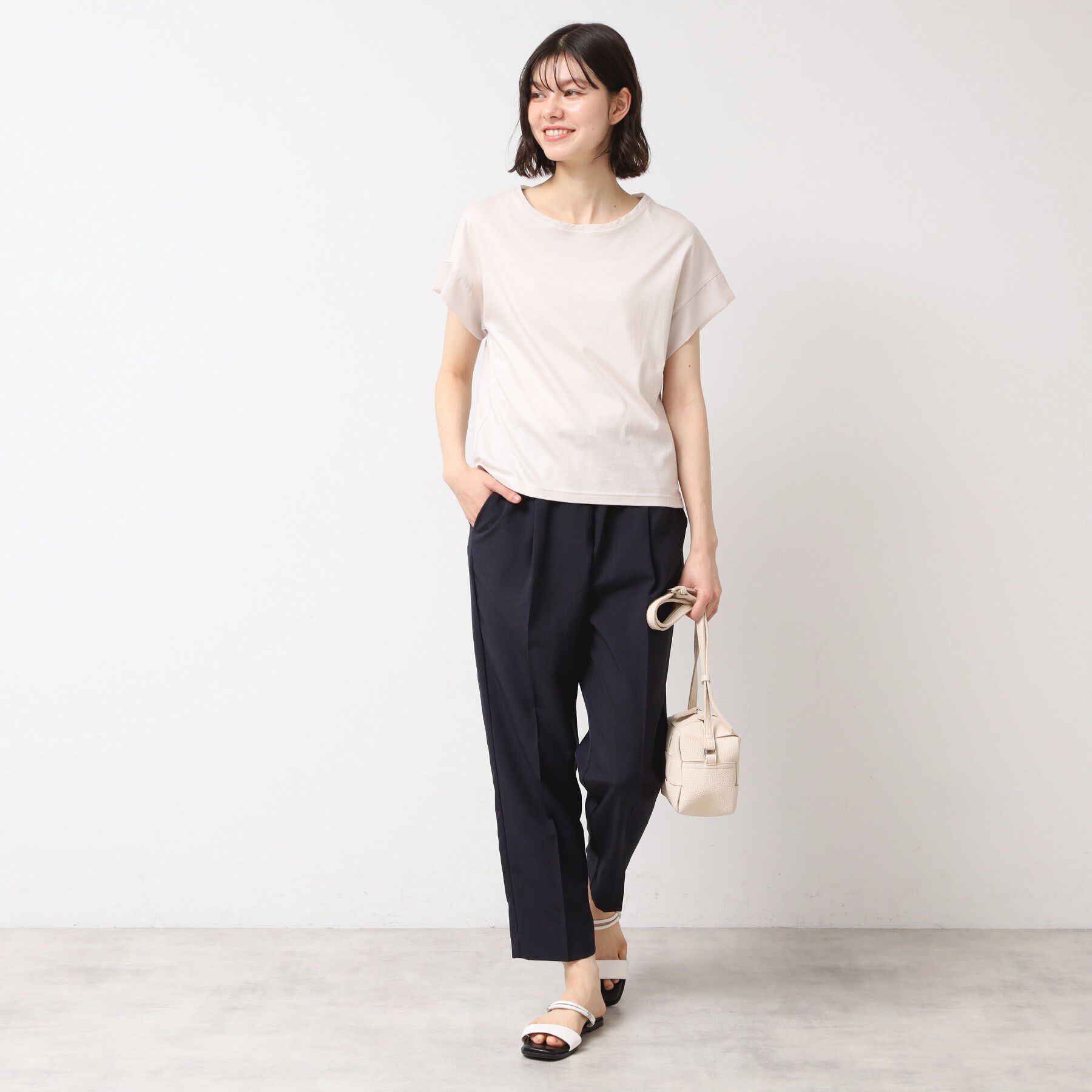 Dessin「【ウエストゴム・洗える】センターライン入りテーパードパンツ（XS～L）」|その他|