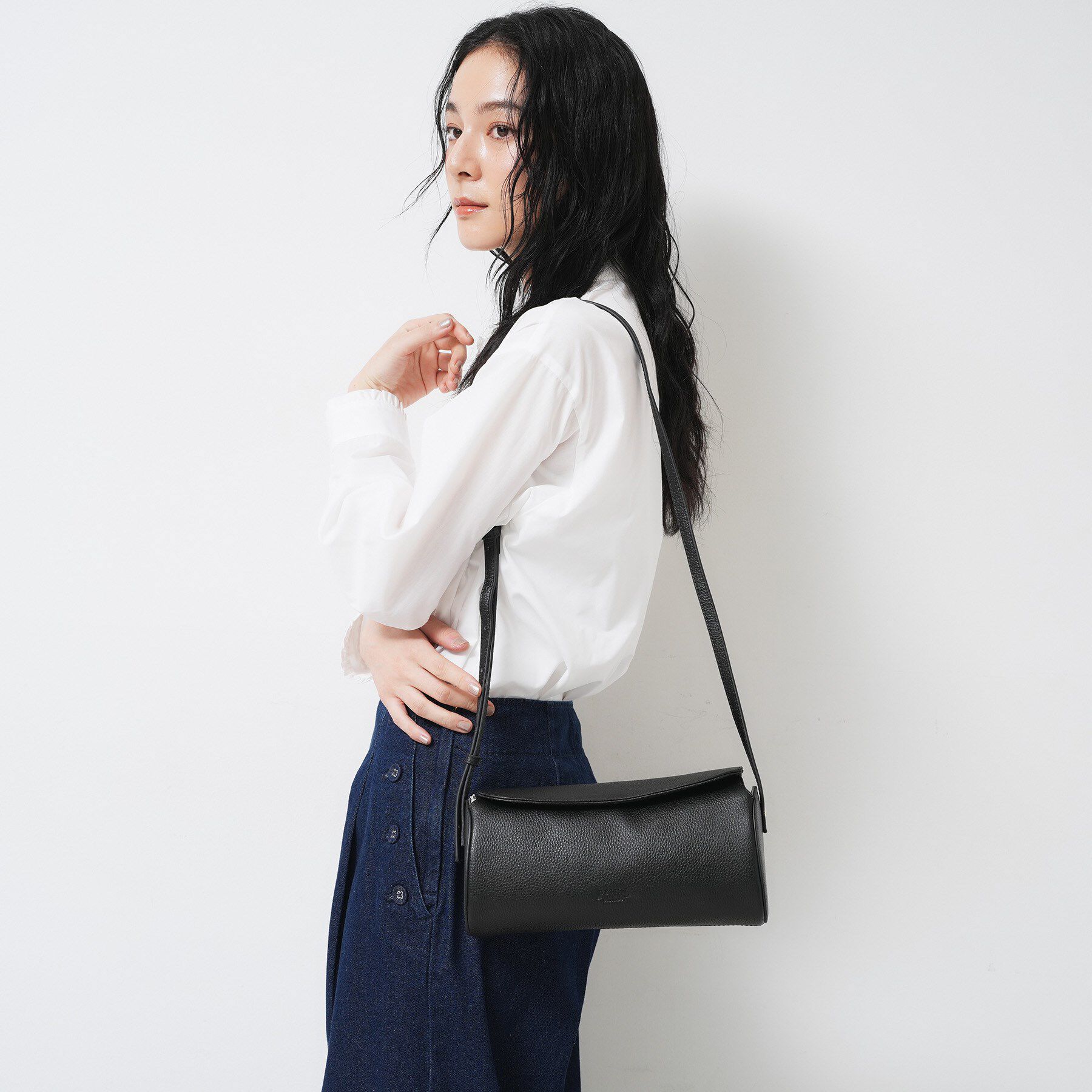 Dessin「【軽量】本革バレル型ショルダーバッグ」|ショルダー・メッセンジャー|