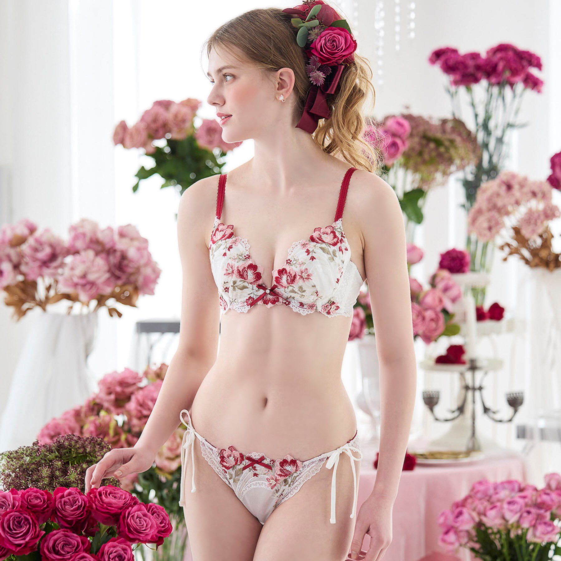 Risa Magli「サリー ブラジャー （G-H） ＜V Make Type＞」|インナー|