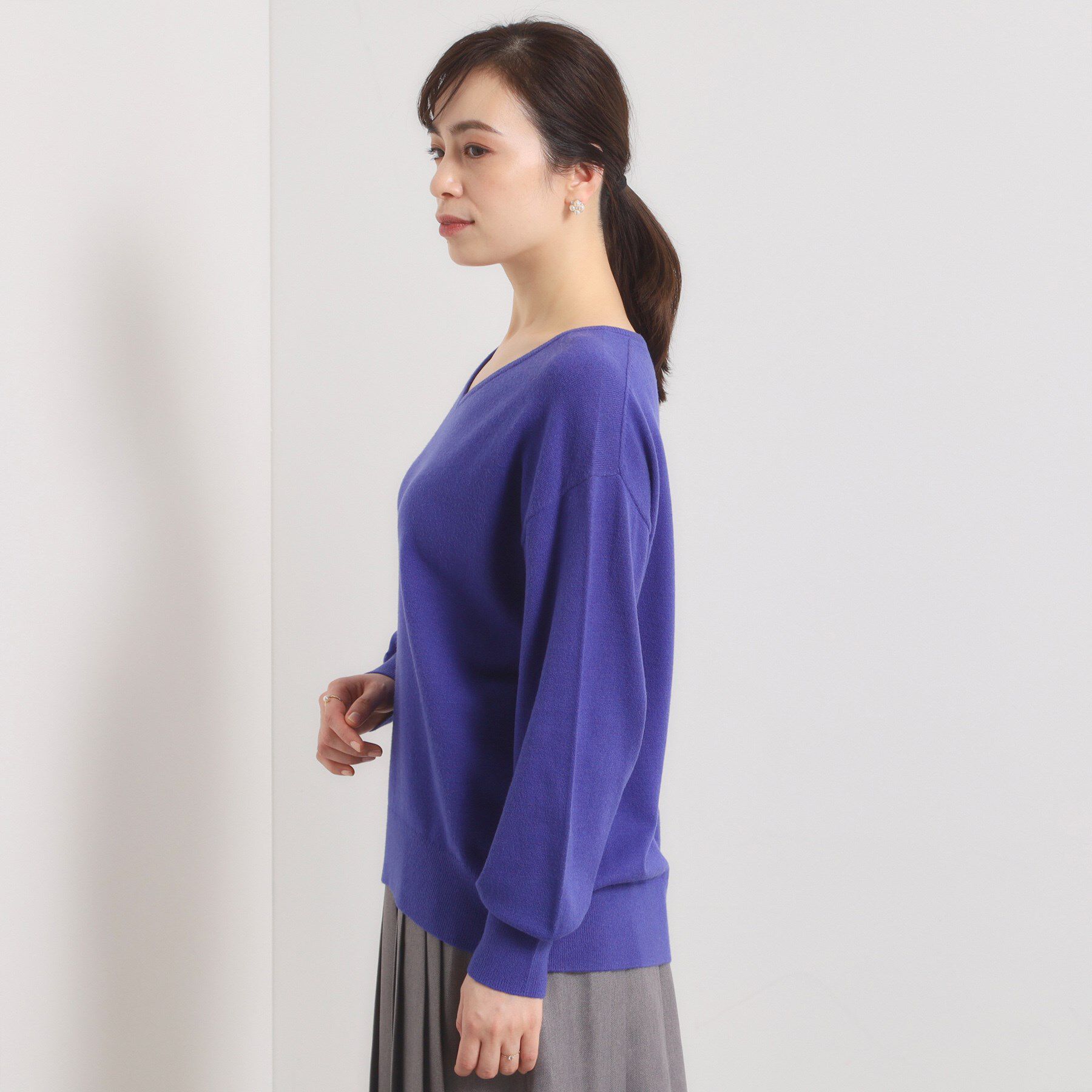 ITS&rsquo;DEMO「【静電気防止／手洗い可】クリーミータッチVネックニット」|ニット・セーター|