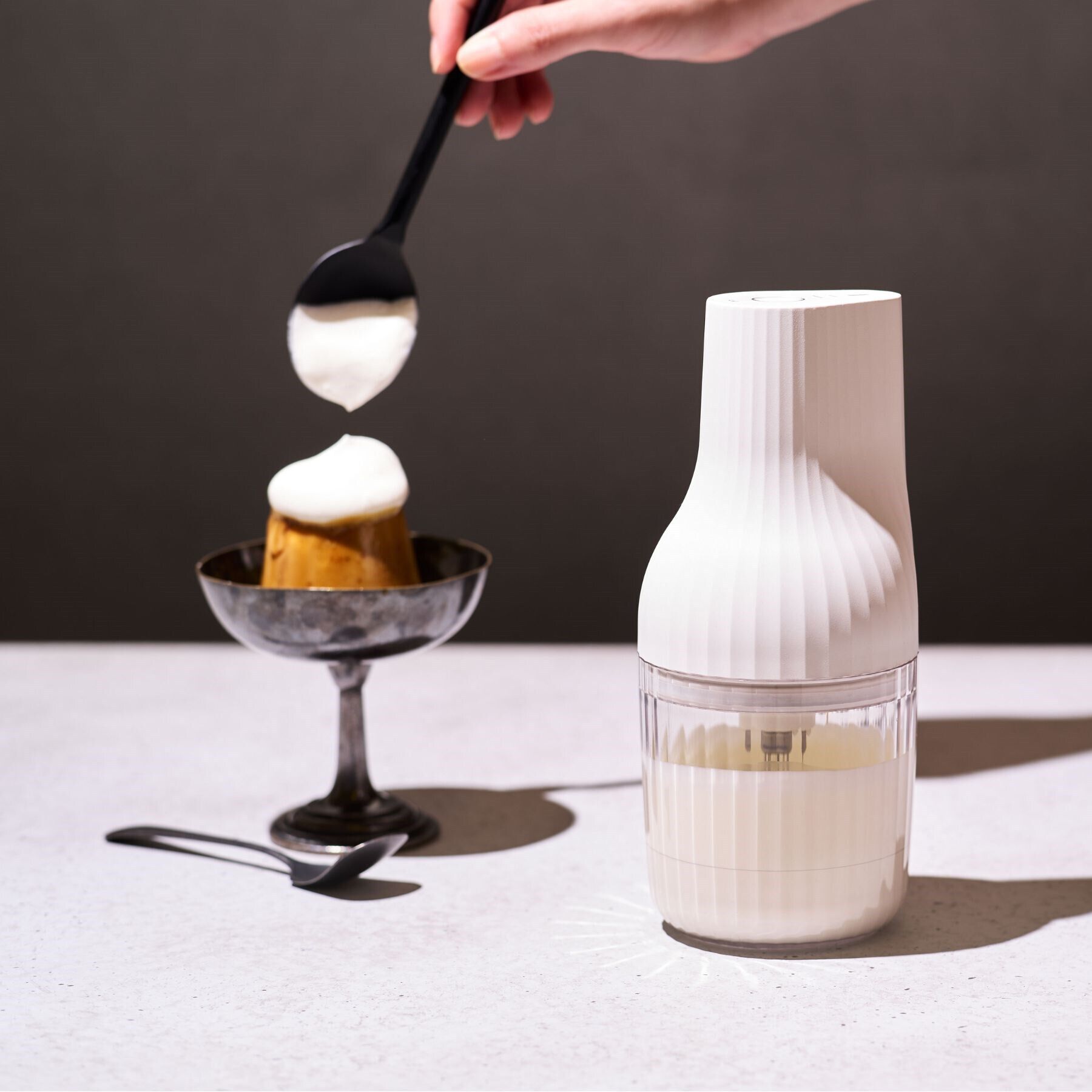 212 KITCHEN STORE「自動生クリームホイッパー 生クリッチ」|食器・キッチングッズ|