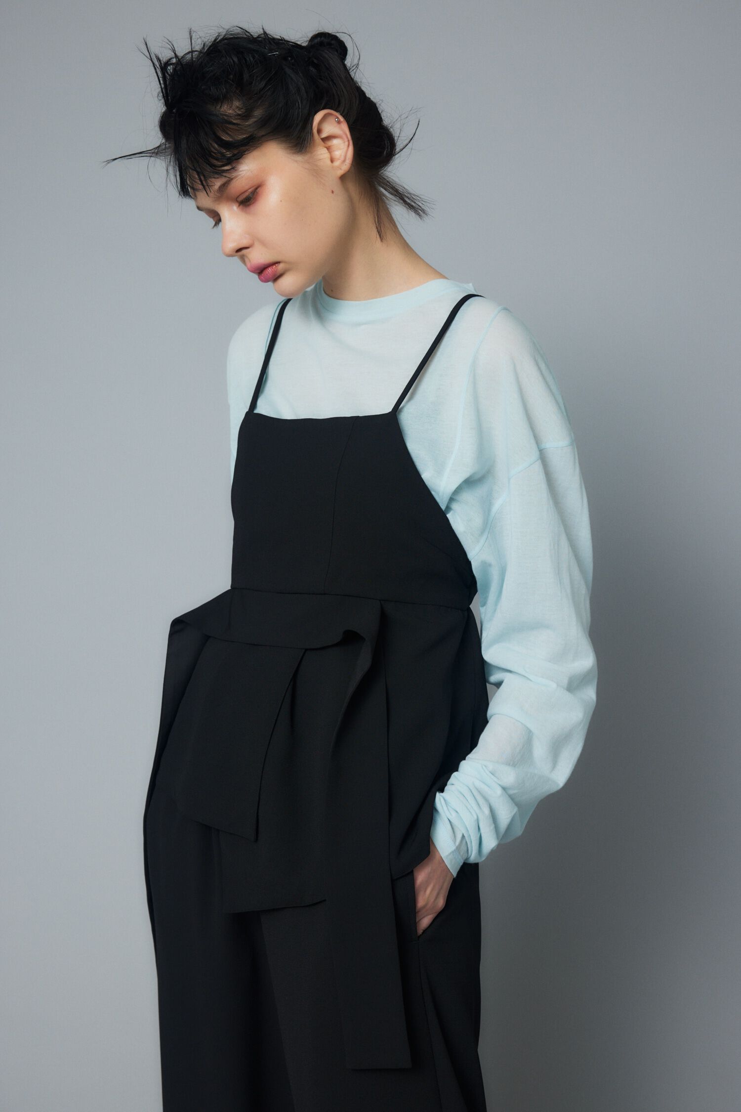 HeRIN.CYE「Back open camisole」|キャミソール|
